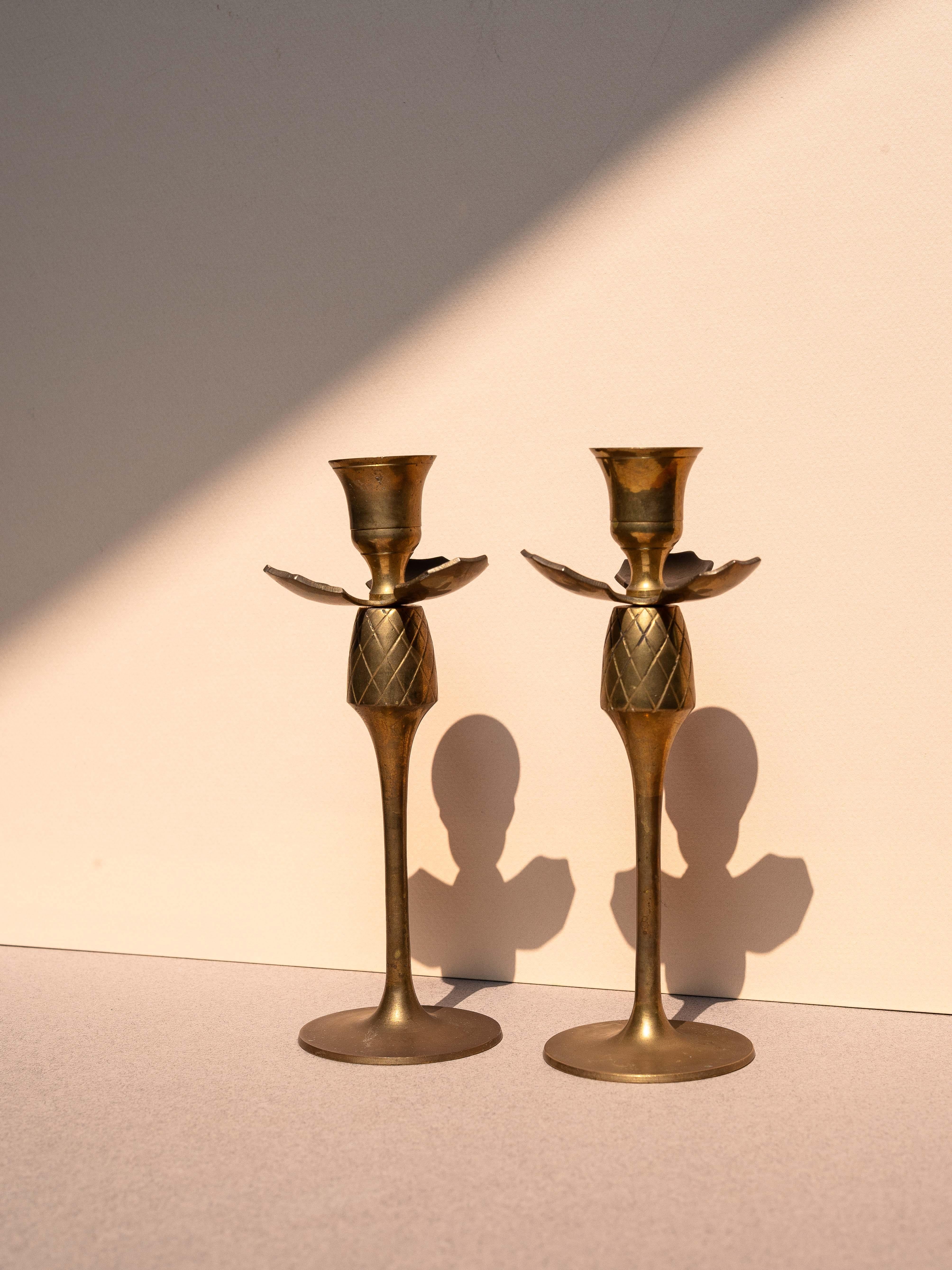 Pair of Brass Candlesticks, Pineapple Fruit, France 1920s en vente 1