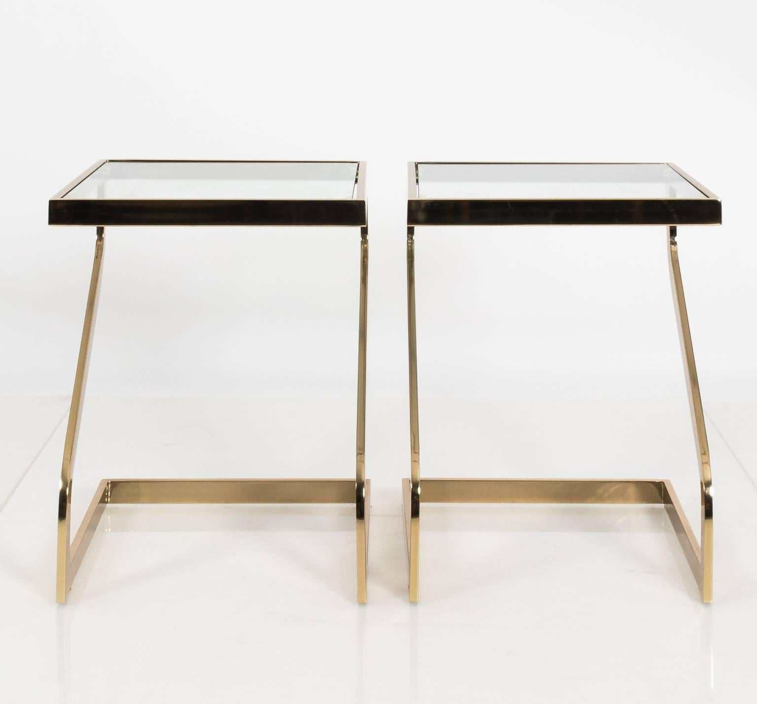 Mid-Century Modern Pair of Brass Cantilever Side Tables For Sale