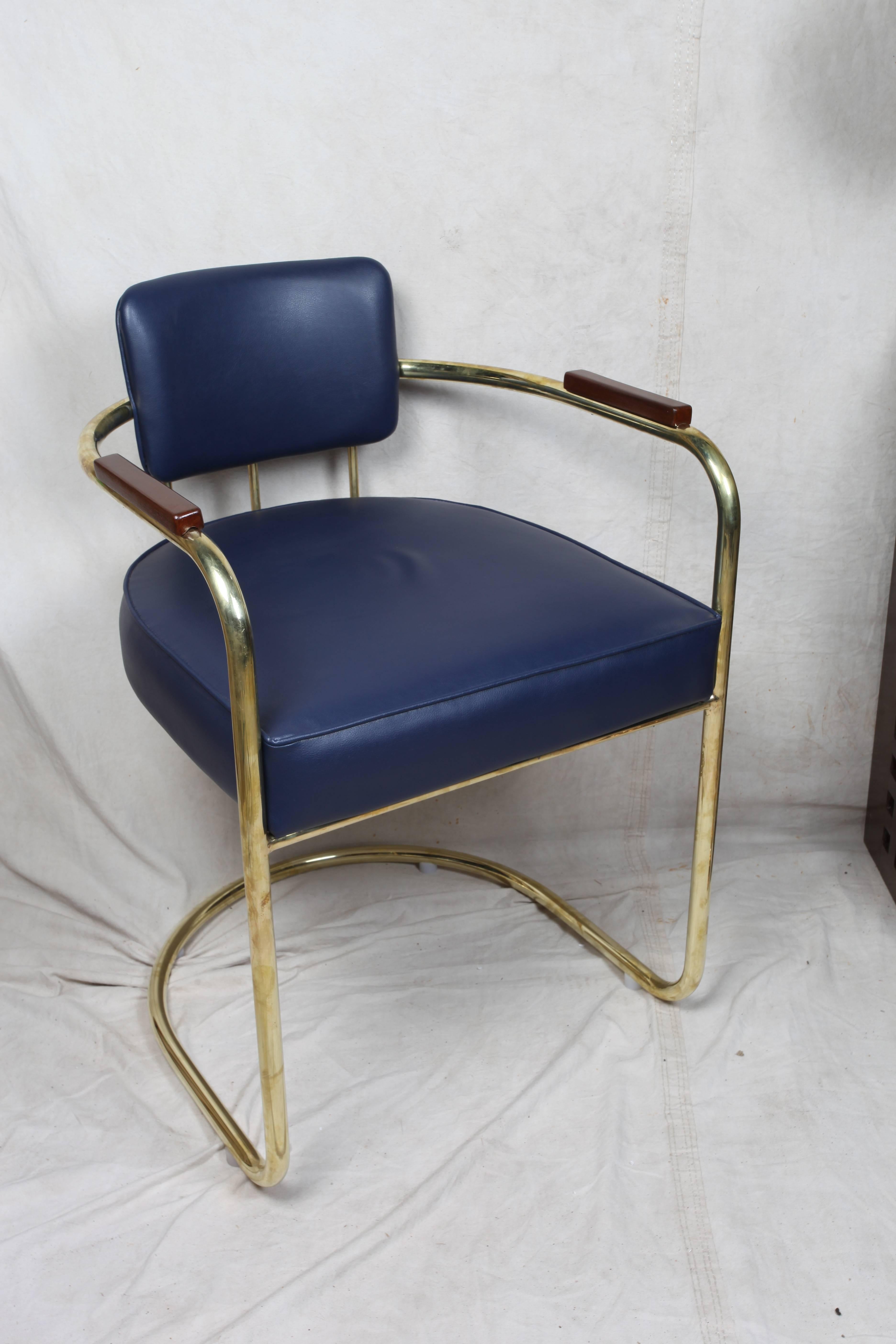 20th Century Pair of Brass Captains Chairs with Navy Blue Cushions, Late 1900s