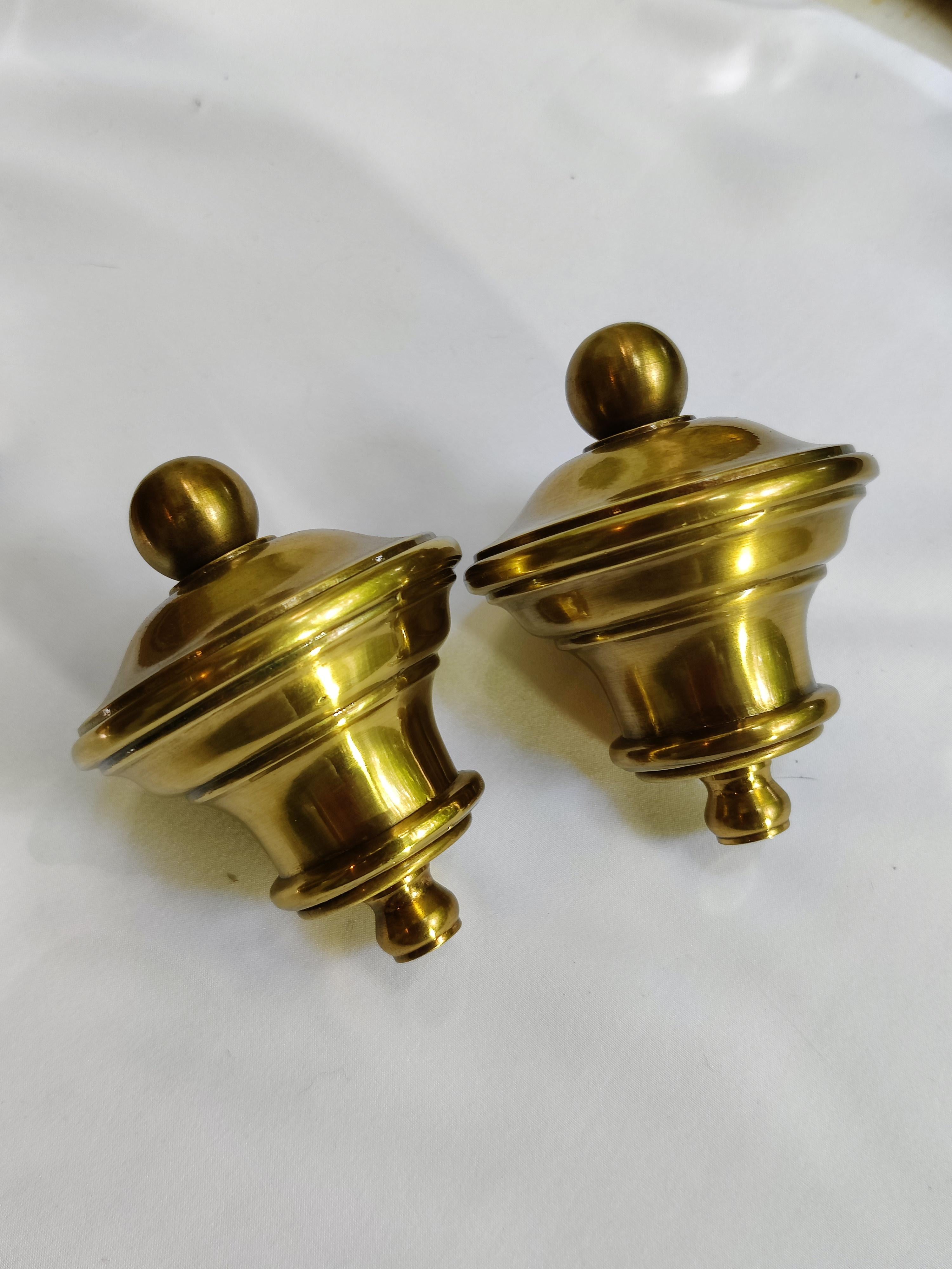 Pair of Brass Chapman Urn Ram Horn Table Lamps For Sale 4