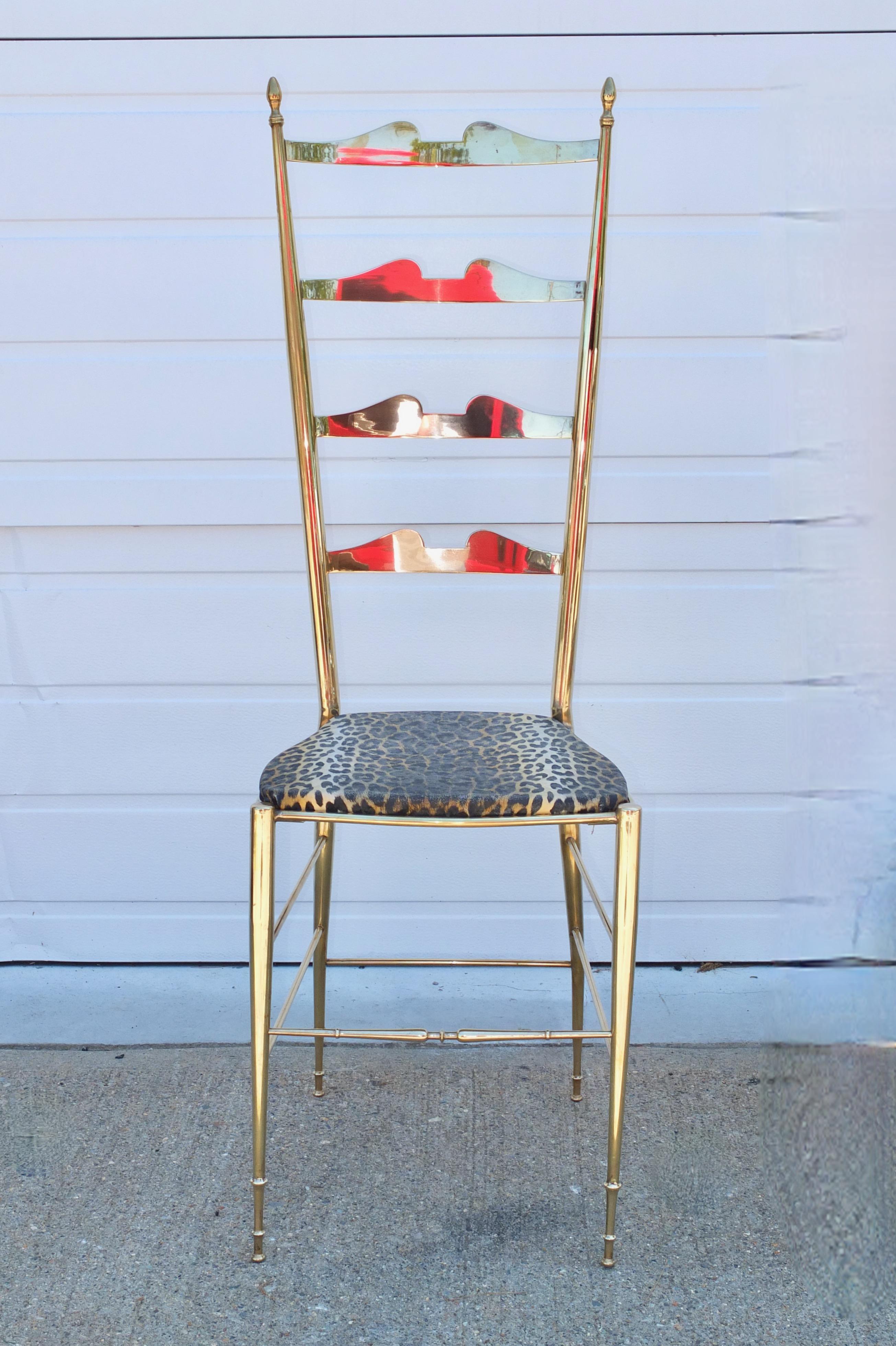 Six Brass Chiavari Ladder Back Chairs In Good Condition For Sale In Hanover, MA