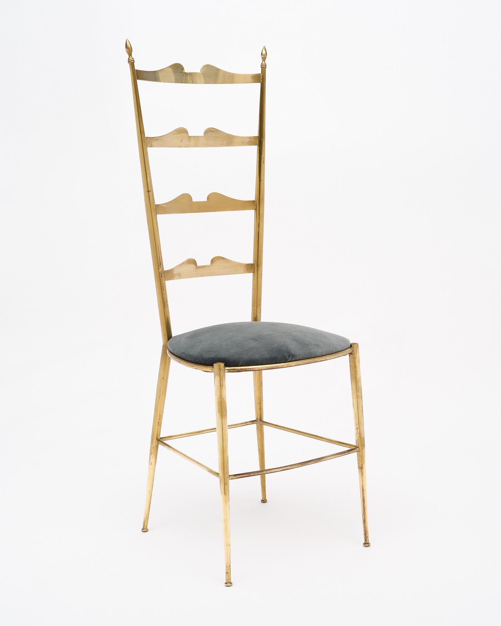 Art Deco Pair of Brass Chiavari Side Chairs For Sale