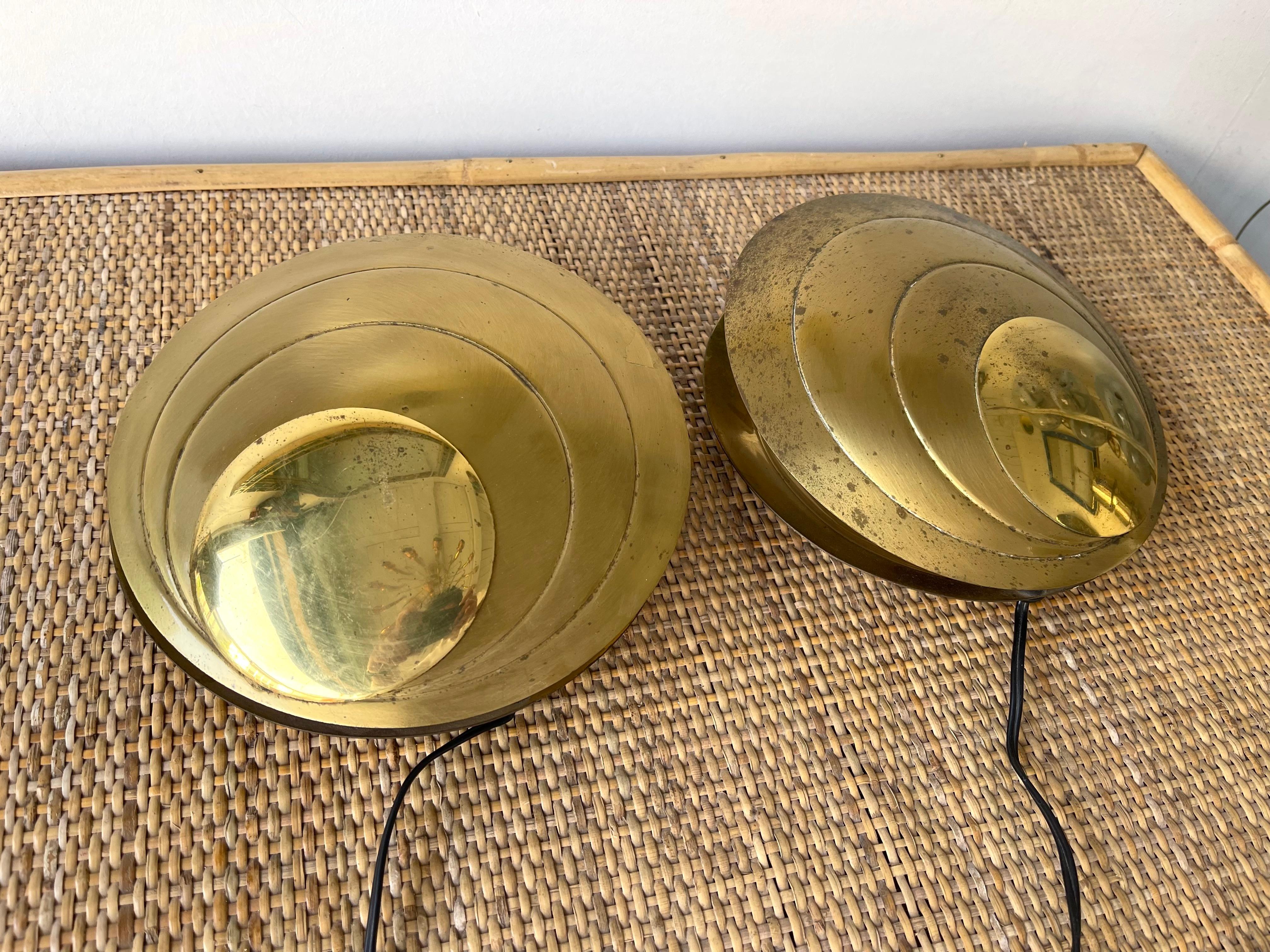 Pair of Brass Clam Lamps by Angelo Brotto. Italy, 1970s 1