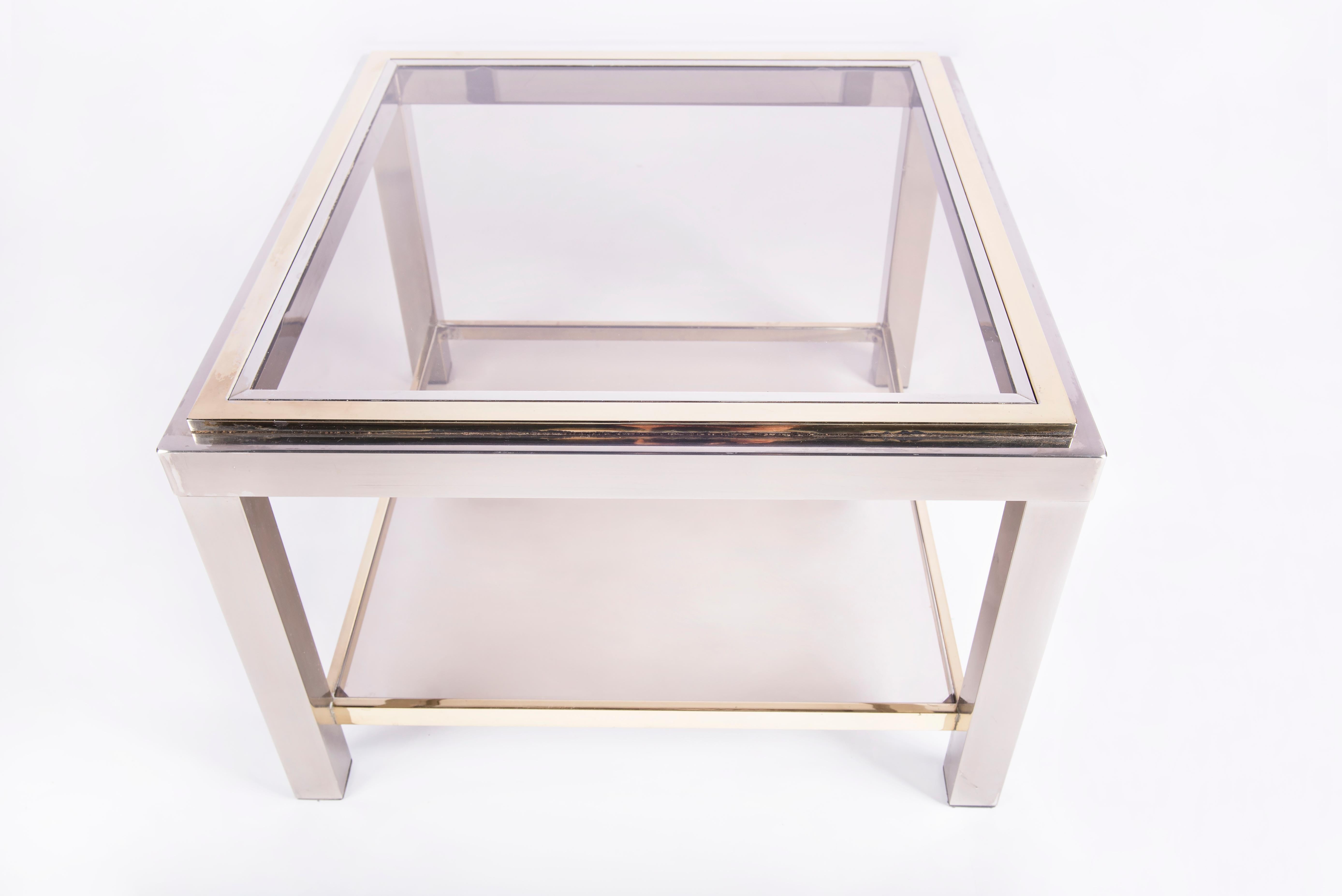 Mid-Century Modern Pair of Brass Coffee Tables For Sale