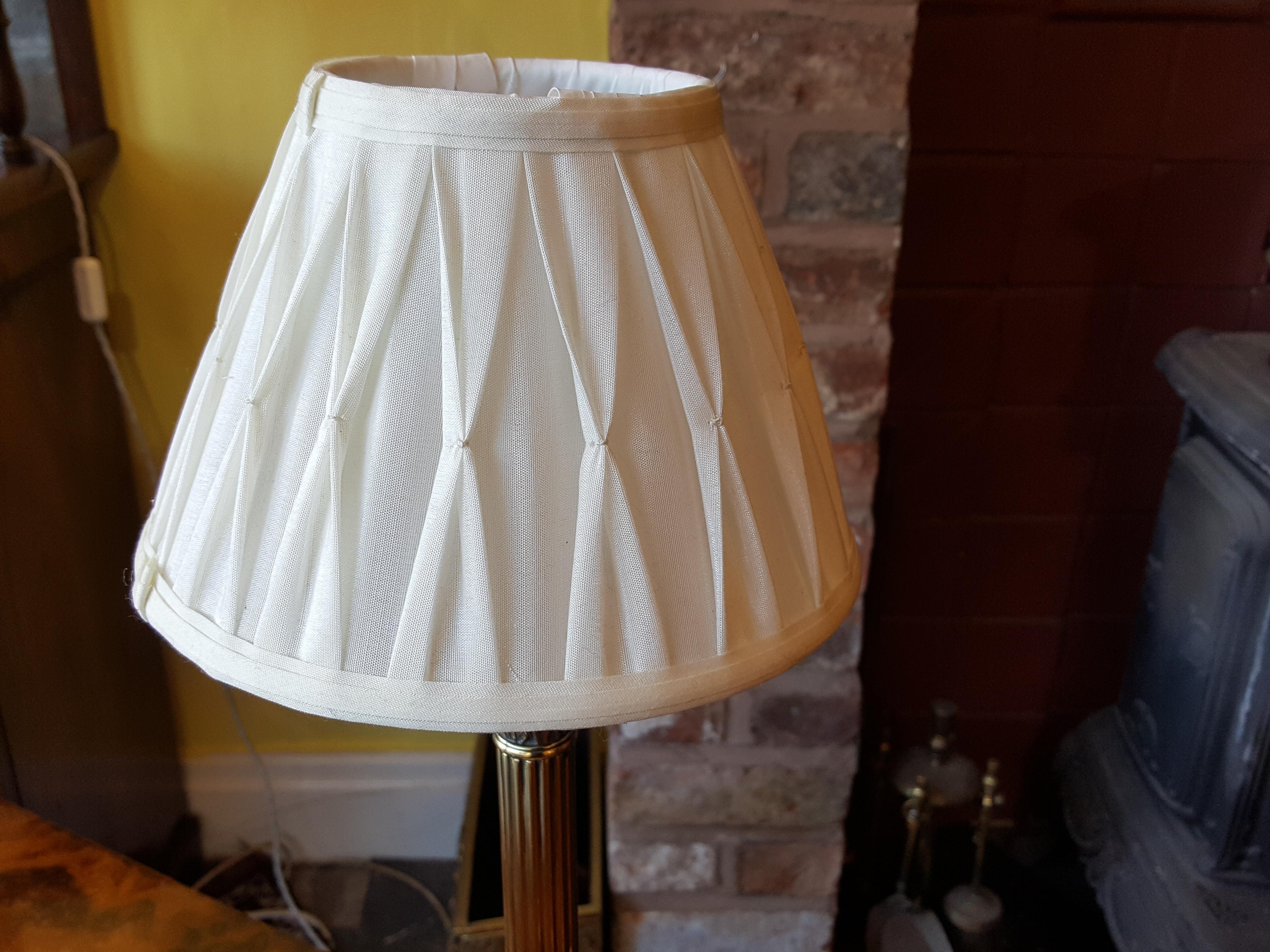 Pair of Brass Corinthian Table Lamps In Good Condition In Altrincham, Cheshire