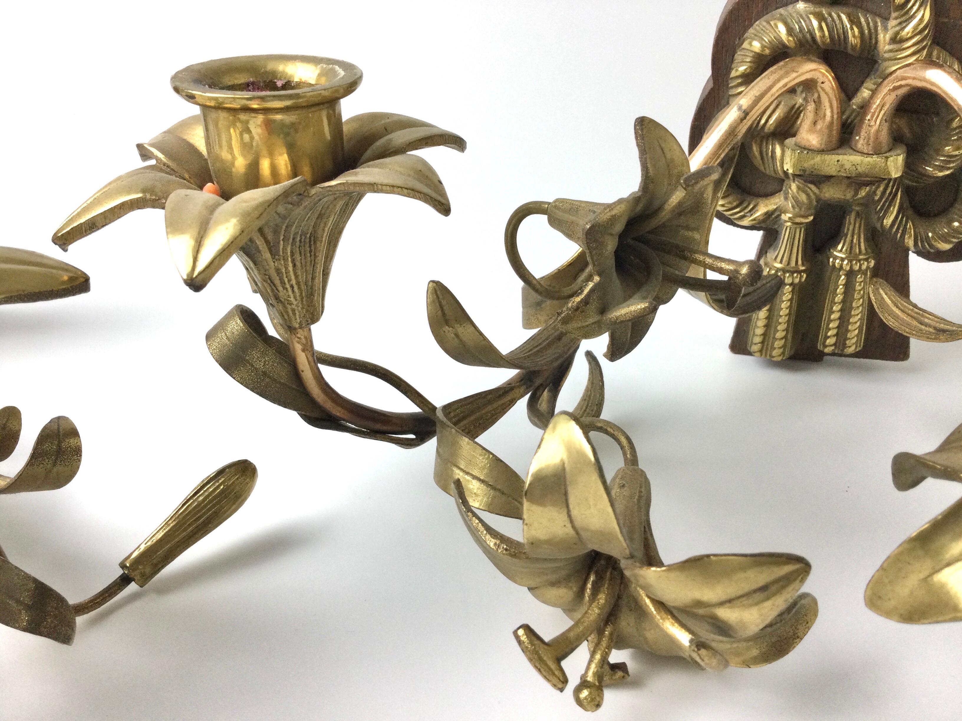 20th Century Pair of Brass Double Arm Floral Candle Wall Sconces For Sale