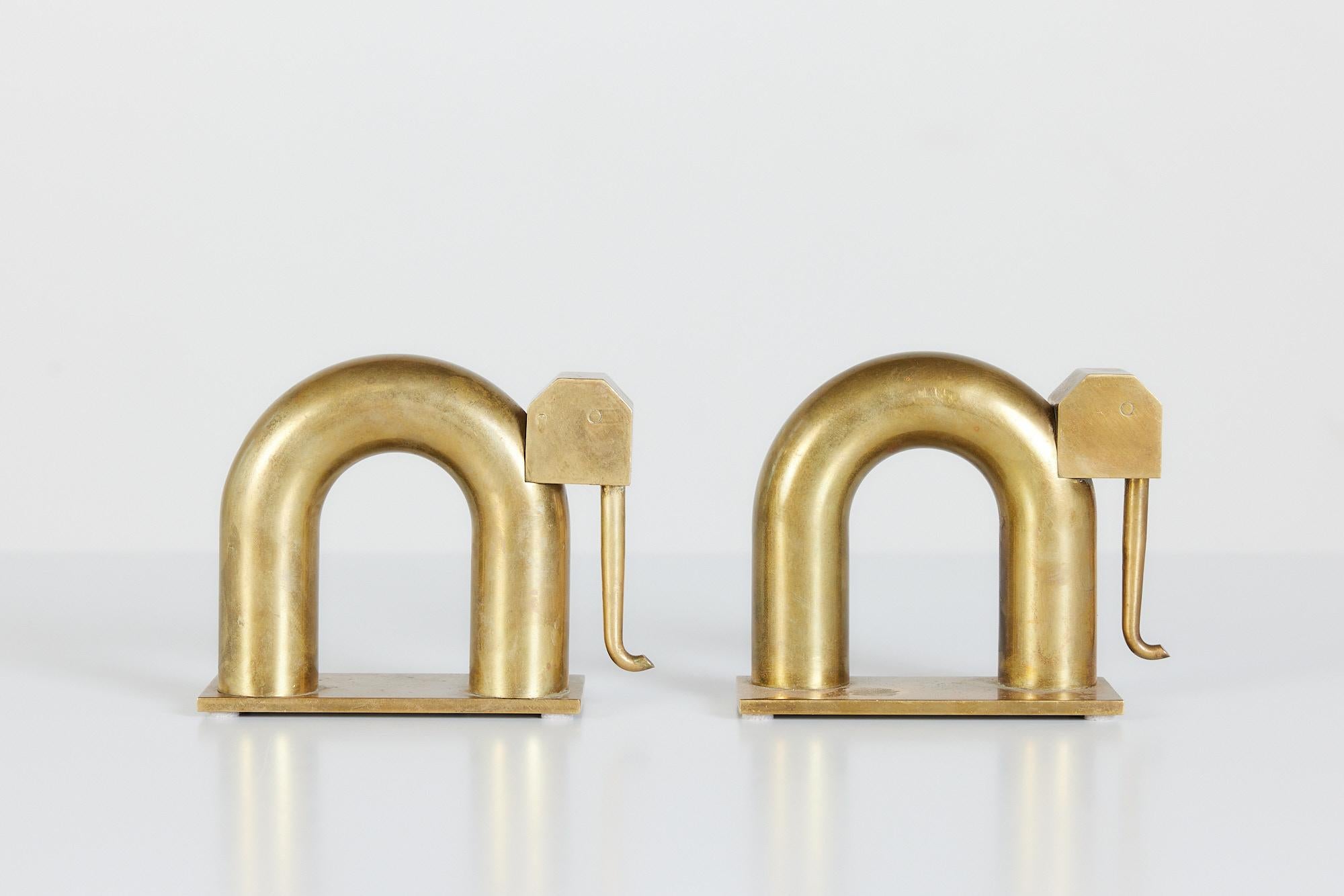 Mid-Century Modern Pair of Brass Elephant Bookends by Walter Von Nessen for Chase USA