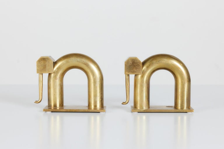 American Pair of Brass Elephant Bookends by Walter Von Nessen for Chase USA For Sale