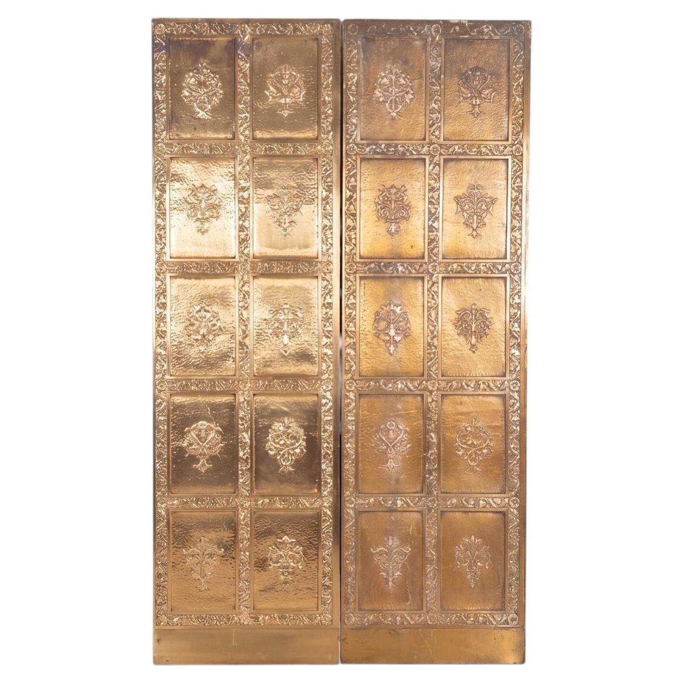Paire de portes d'ascenseur en laiton, style Louis Sullivan, Chicago, vers 1930 en vente