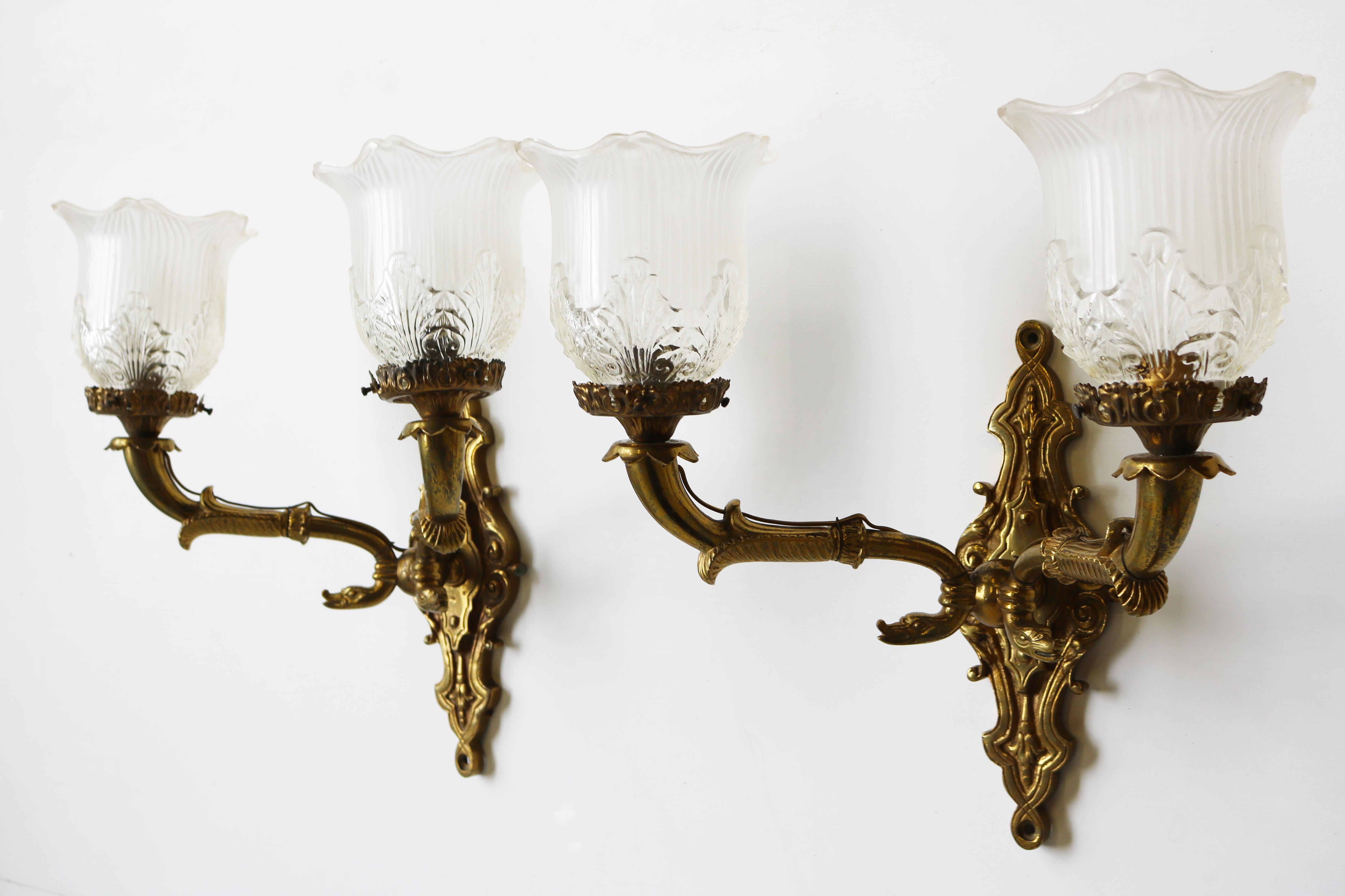 Pair of Brass Empire 19th Century Wall Lights with Serpent Heads Sconces Glass For Sale 1