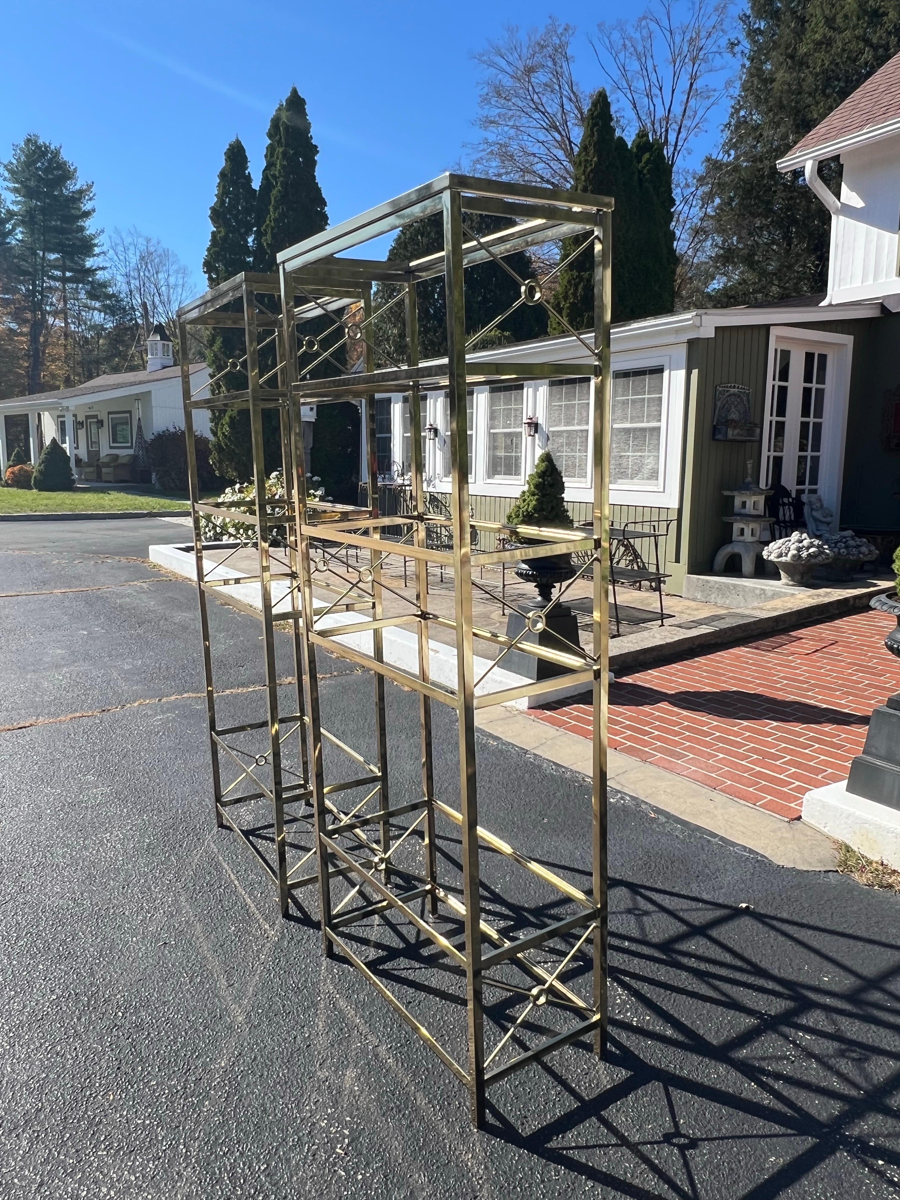 Coppia di cassettiere in ottone in vendita 7