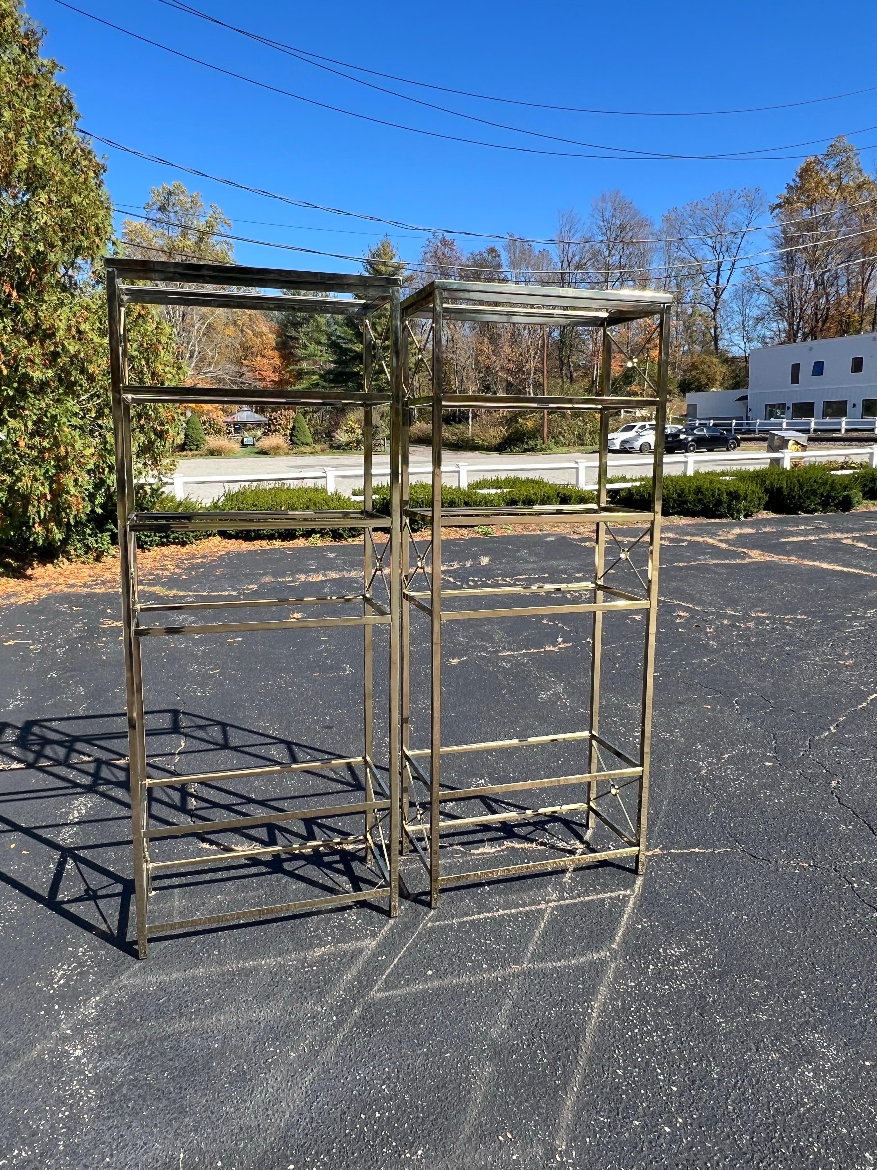 Coppia di cassettiere in ottone in vendita 8