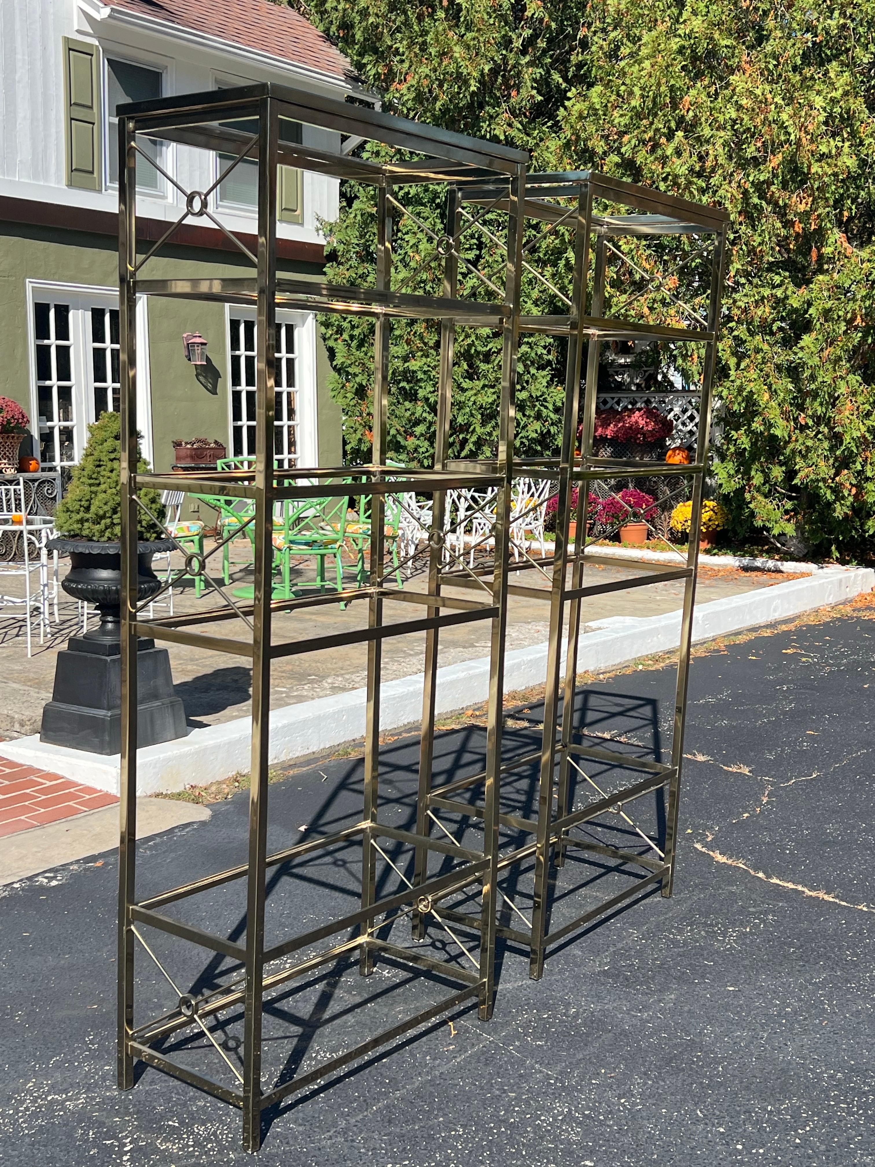 Coppia di cassettiere in ottone in vendita 9