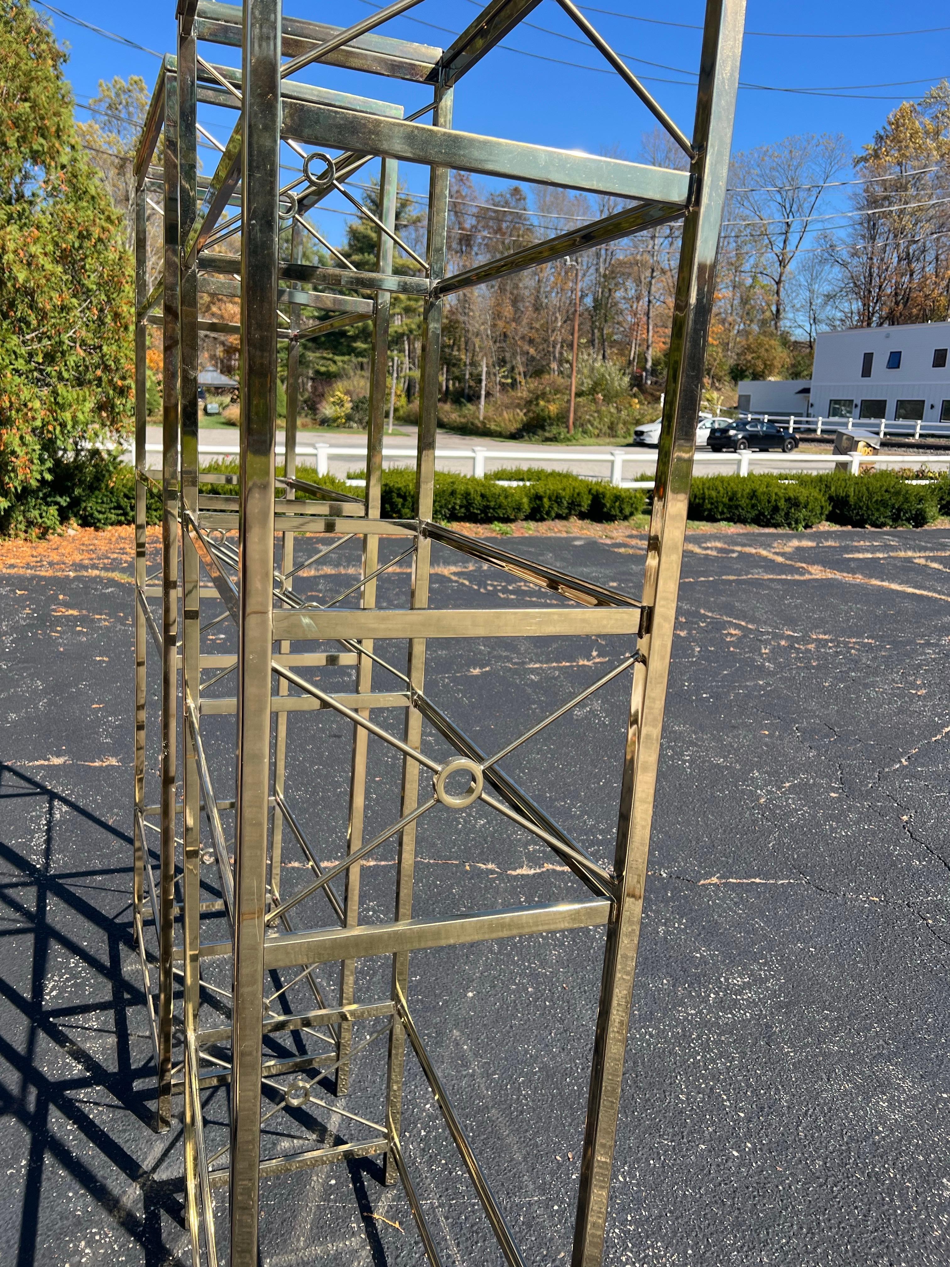 Coppia di cassettiere in ottone in vendita 11