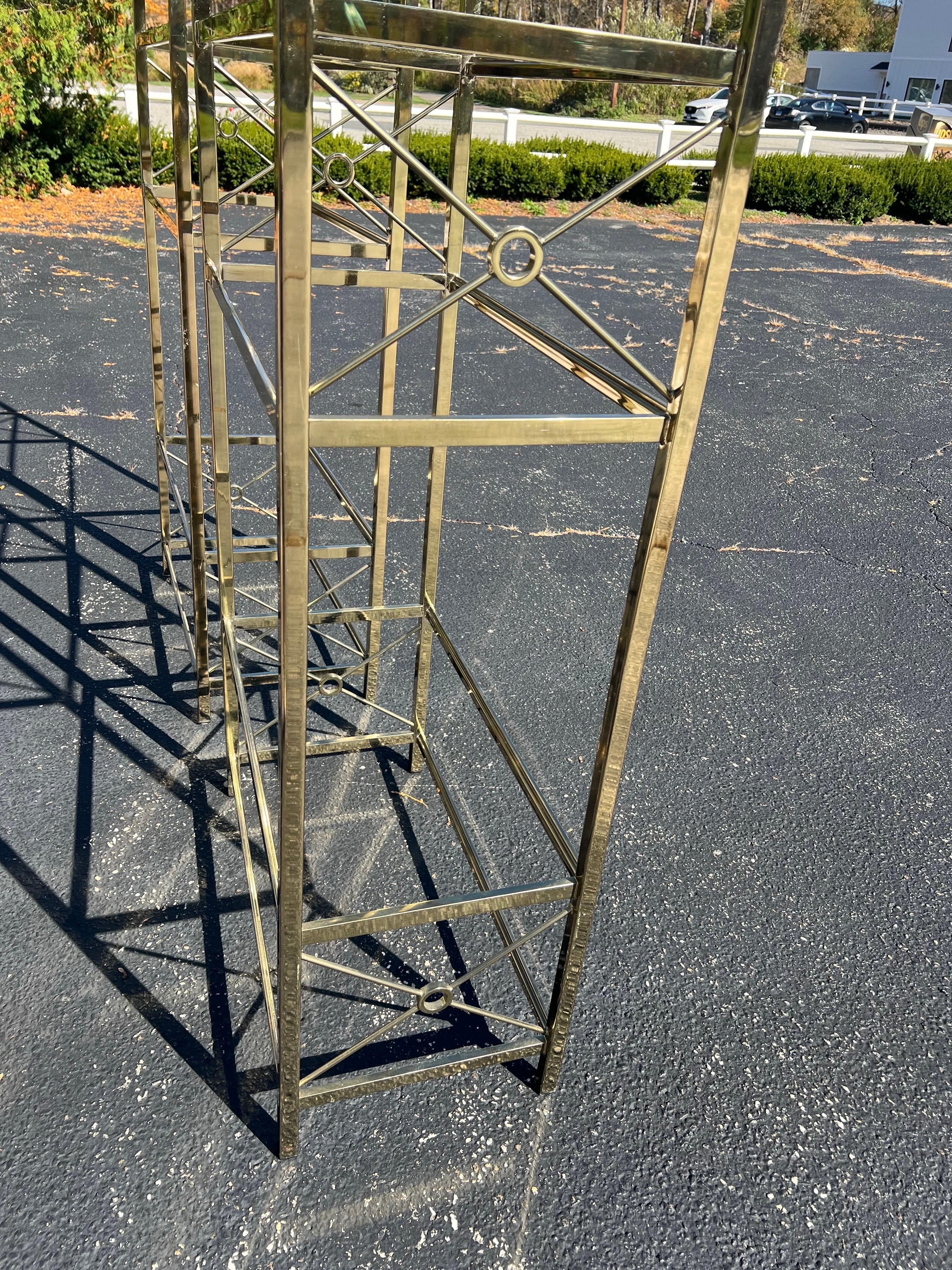 Coppia di cassettiere in ottone in vendita 12