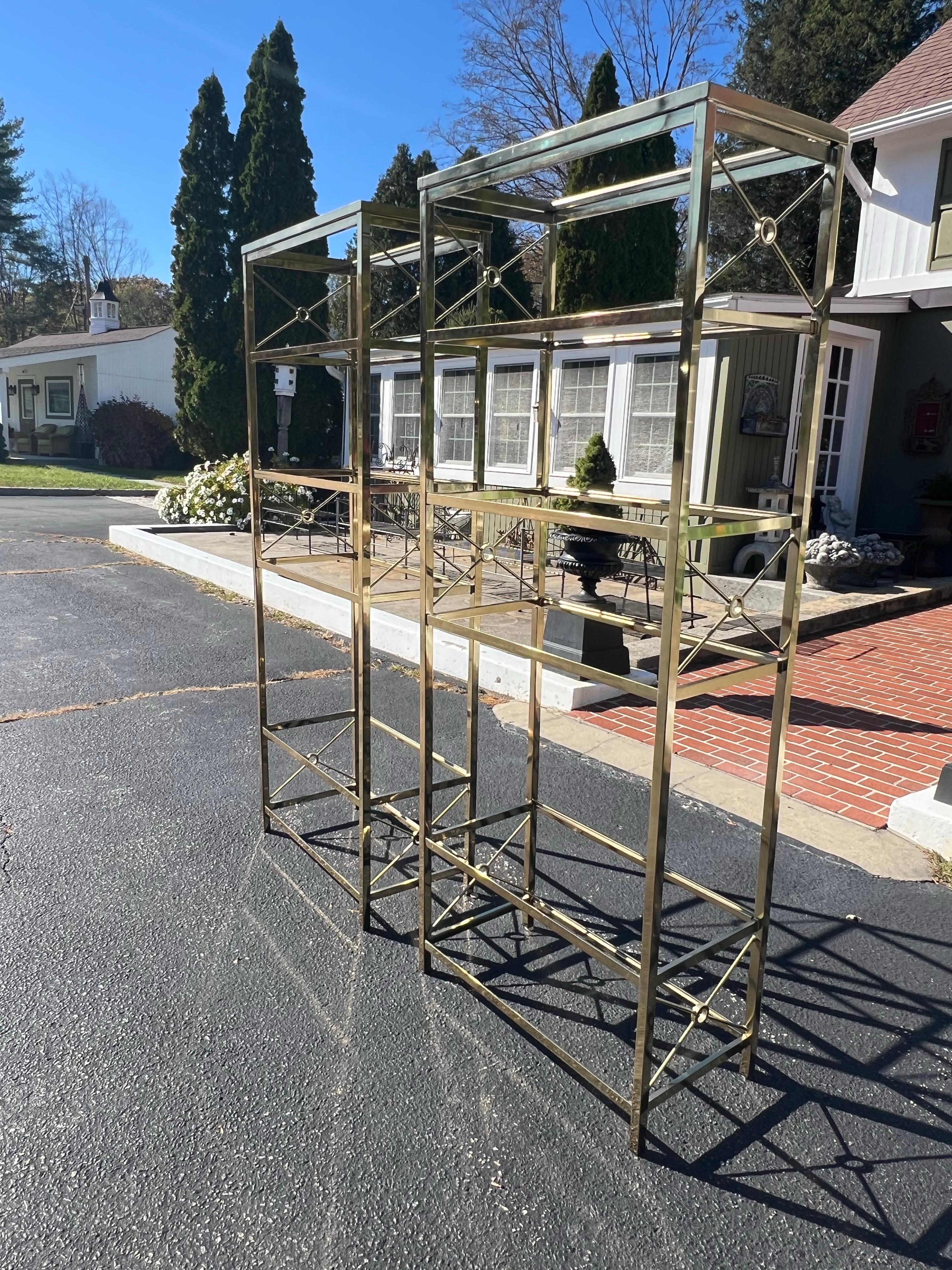 Coppia di cassettiere in ottone In condizioni buone in vendita a Redding, CT