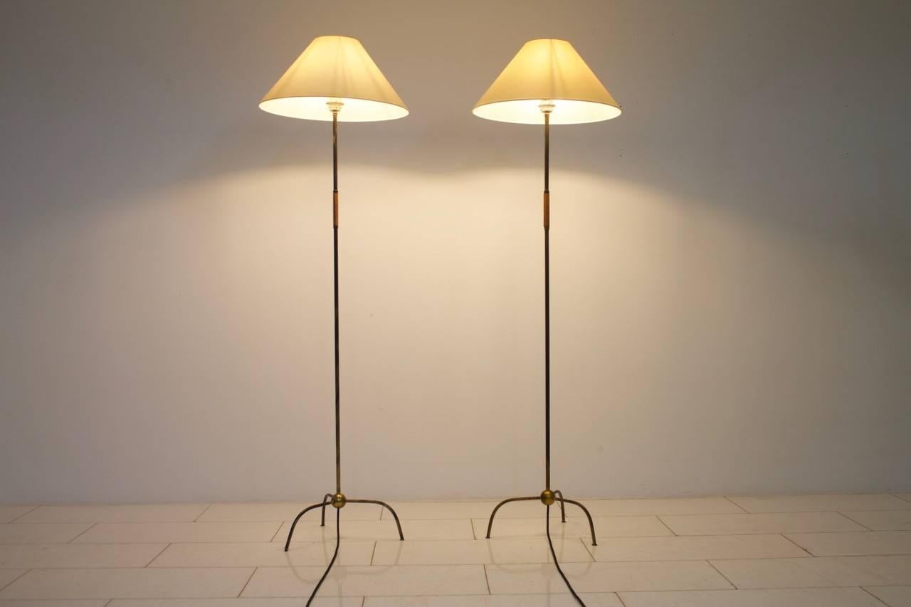 Austrian Pair of Brass Floor Lamps Attributed to Kalmar, Austria, 1950s For Sale