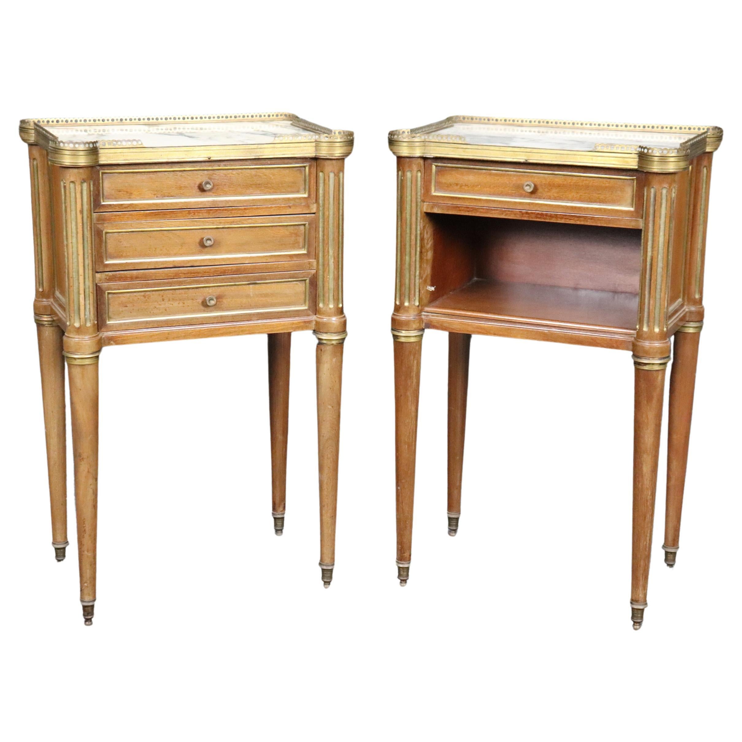 Pair of Brass Fluted Walnut Directoire French Nightstands End Tables Marble Tops For Sale