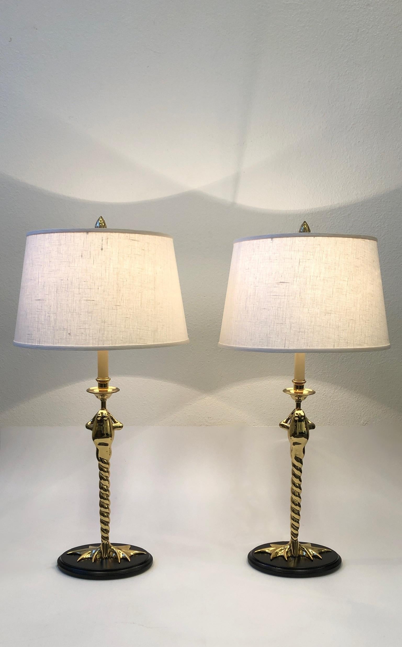 Paar Frosch-Tischlampen aus Messing von Chapman Lighting (Ende des 20. Jahrhunderts) im Angebot