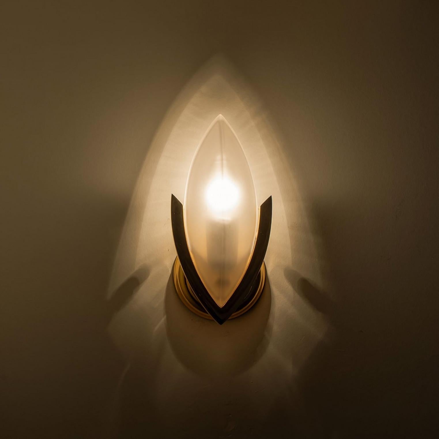 Mid-20th Century Pair of Brass Frosted Glass Wall Light, Italy 1960s For Sale