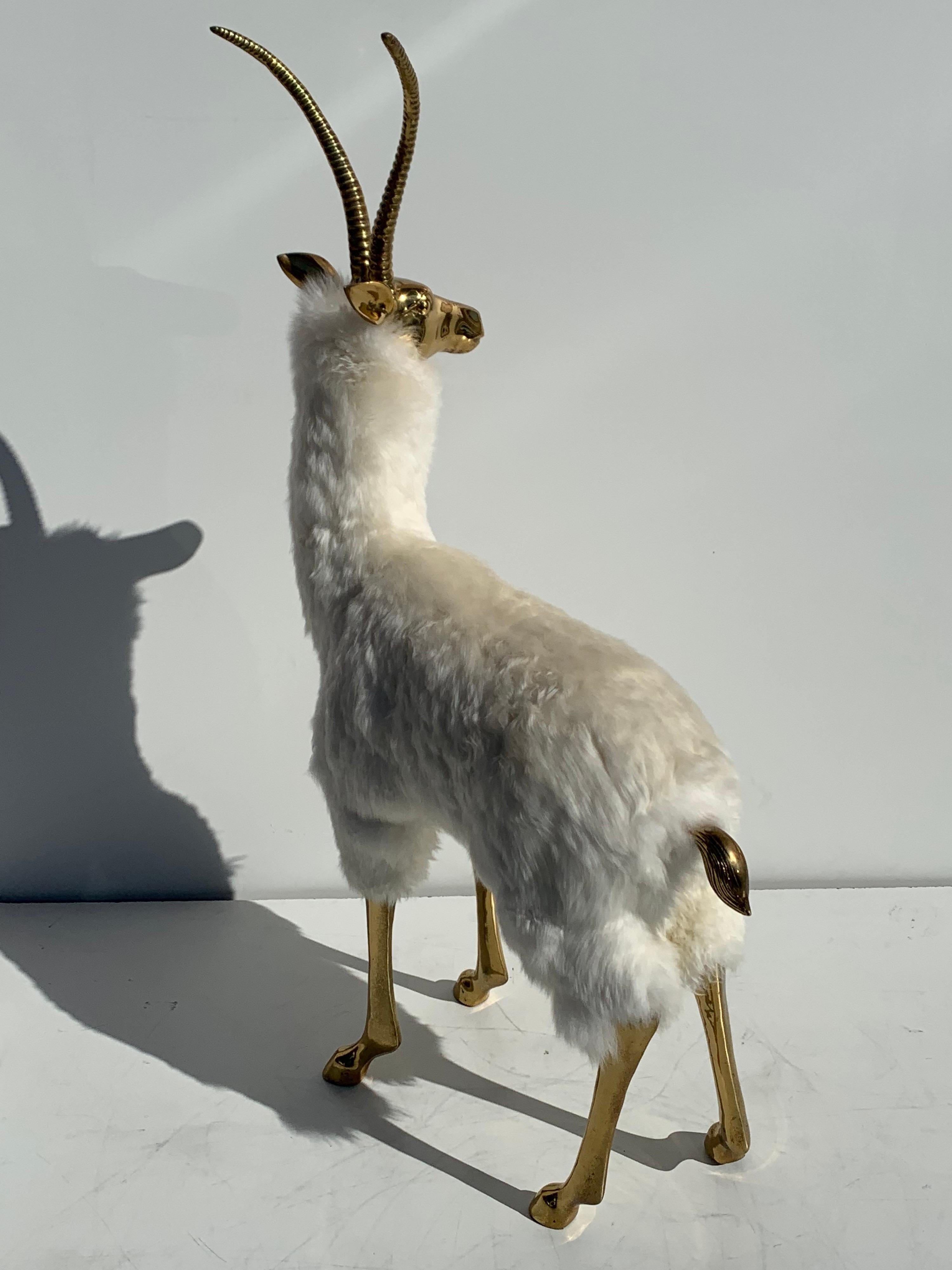 Paar Gazelle- oder Antelope-Skulpturen aus Messing im Weihnachtsdekor-Stil von Lalanne im Zustand „Gut“ im Angebot in North Hollywood, CA