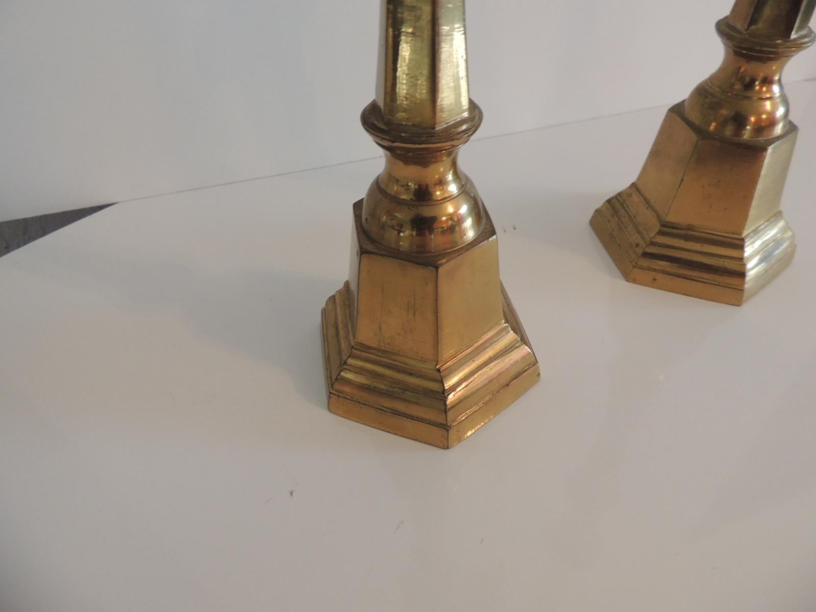 Paar deutsche Vintage-Kerzenständer aus Messing (Böhmisch)