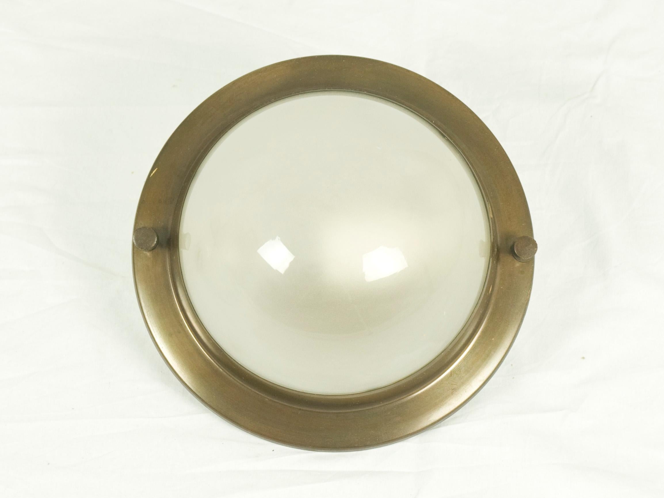 Mid-20th Century Pair of Brass and Glass 1950s Wall / Flush Mount Lamp in the Manner of Azucena