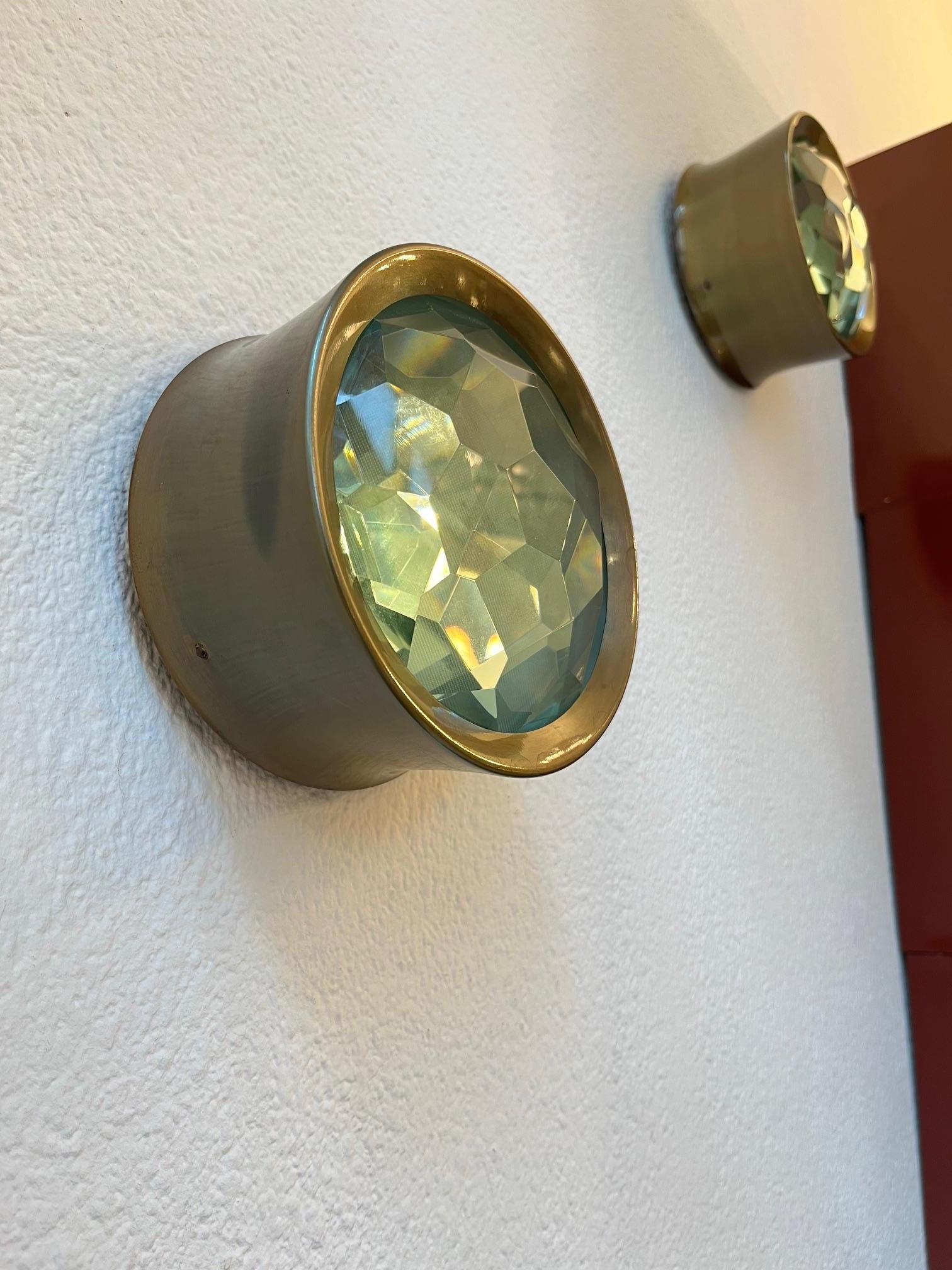 Paire de lampes encastrées en laiton et verre de Max Ingrand produit par Fontana Arte en vente 5