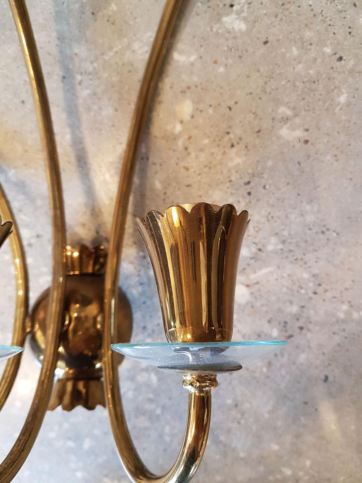 Pair of Brass and Glass Mid-Century Modern Sconces, Stilnovo Style, Italy, 1960s In Good Condition In Dallas, TX
