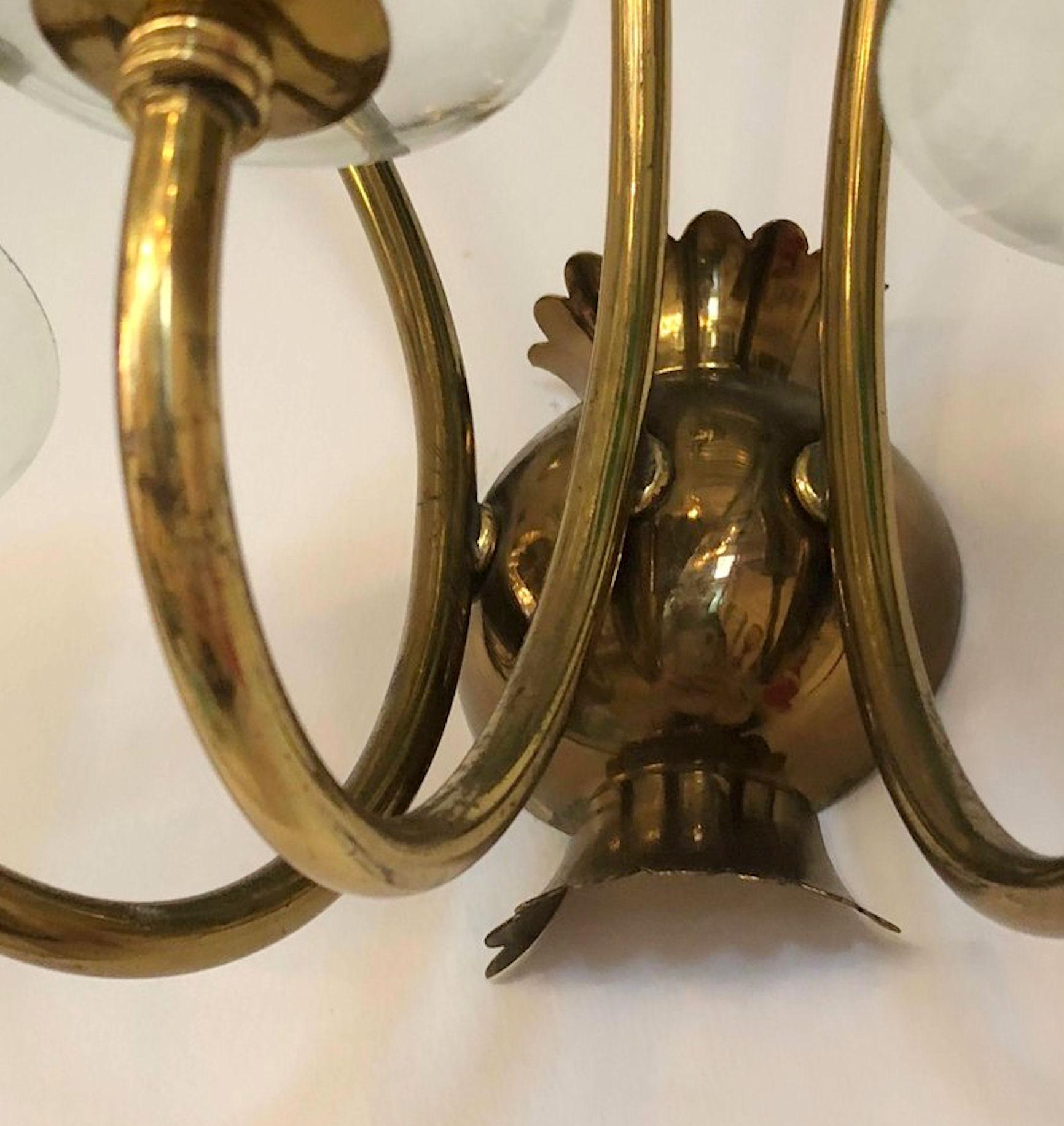 Pair of Brass and Glass Mid-Century Modern Sconces, Stilnovo Style, Italy, 1960s 5