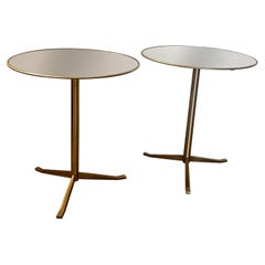 Paire de guéridons ou tables d'appoint en laiton, design Osvaldo Borsani 1950, Italie.
