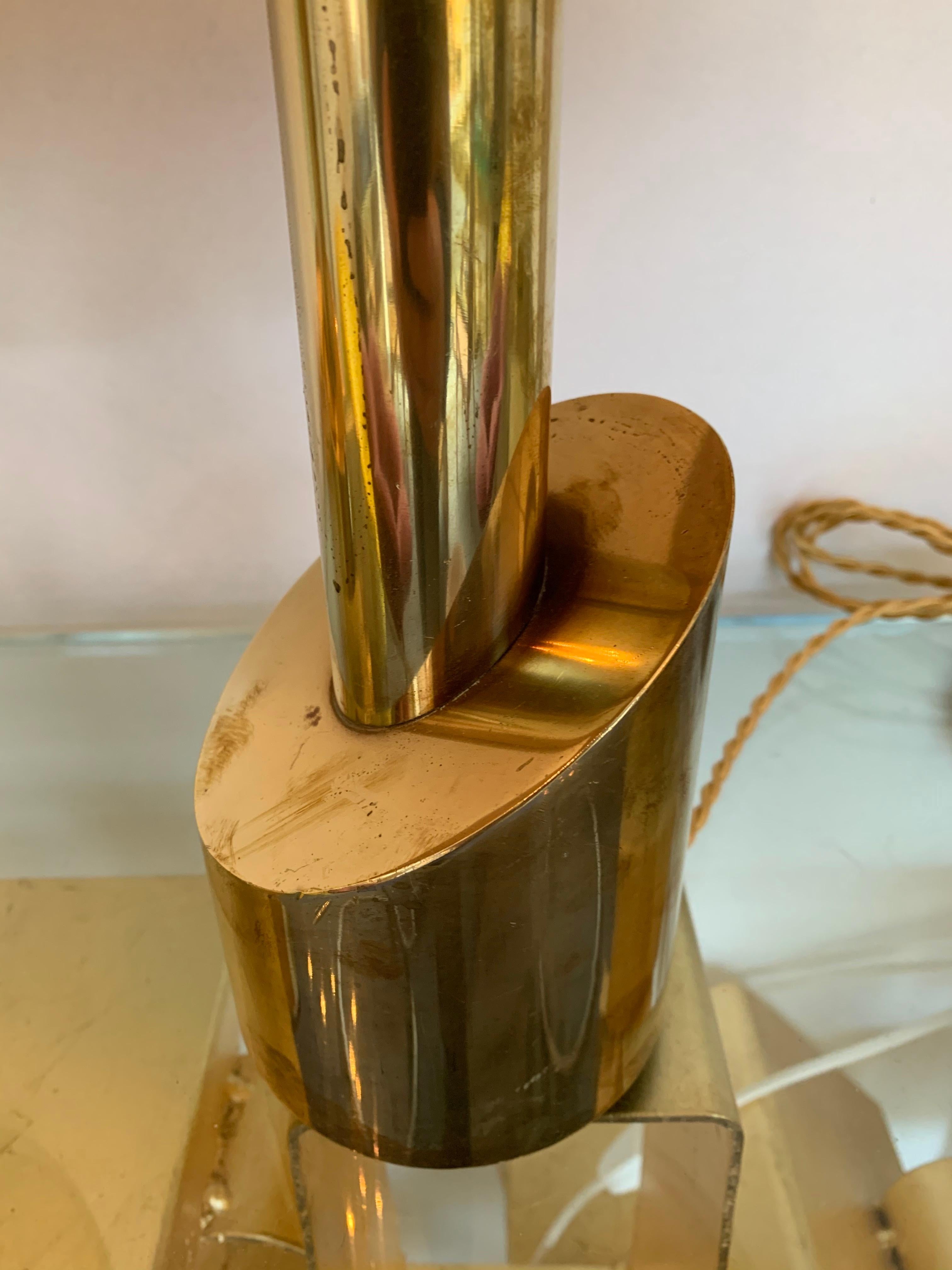 Pair of Brass Half Cylinder Lamps, Italy, 1970s In Good Condition In SAINT-OUEN, FR