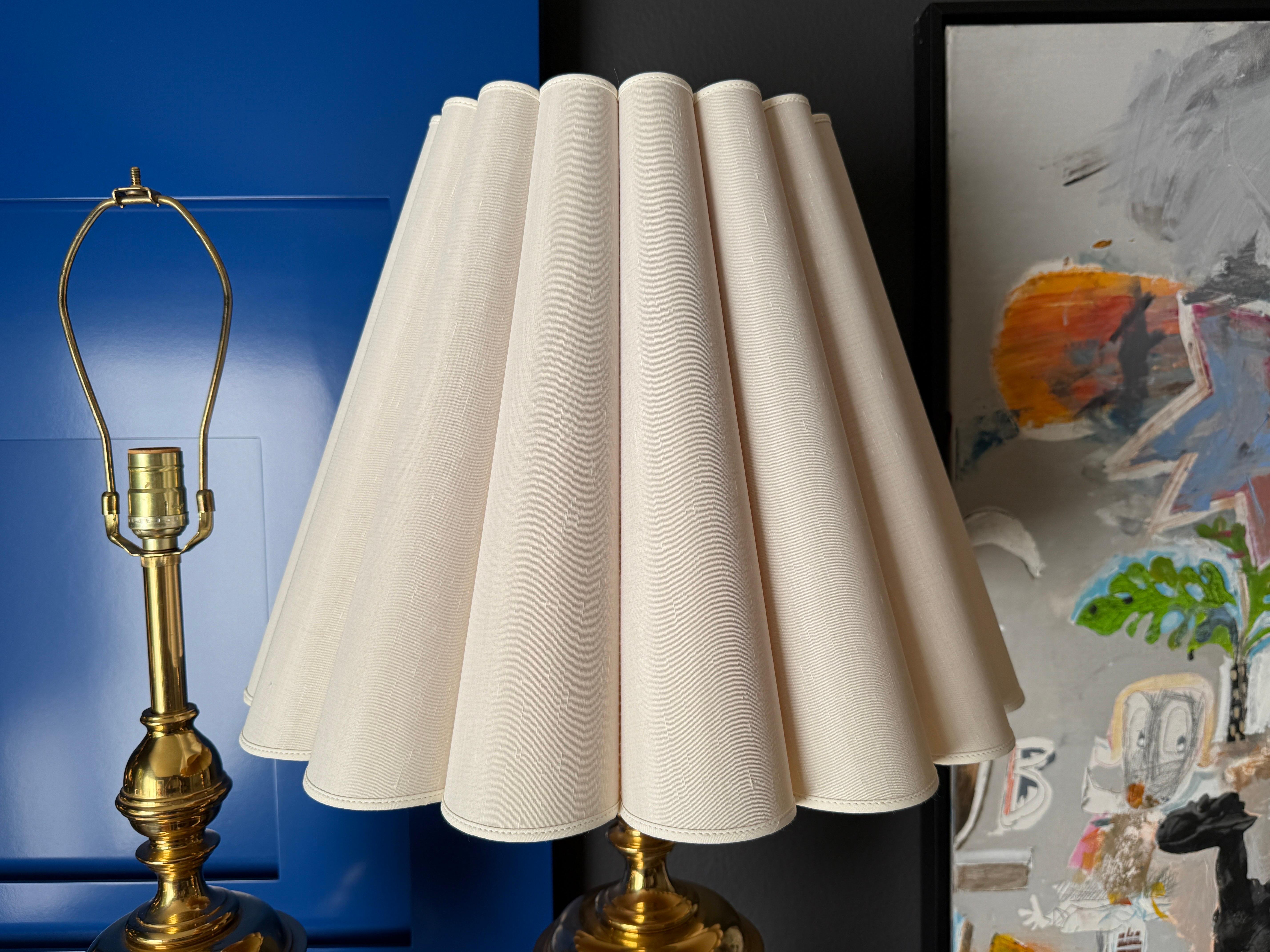 Pair of Brass Hollywood Regency Lamps For Sale 9