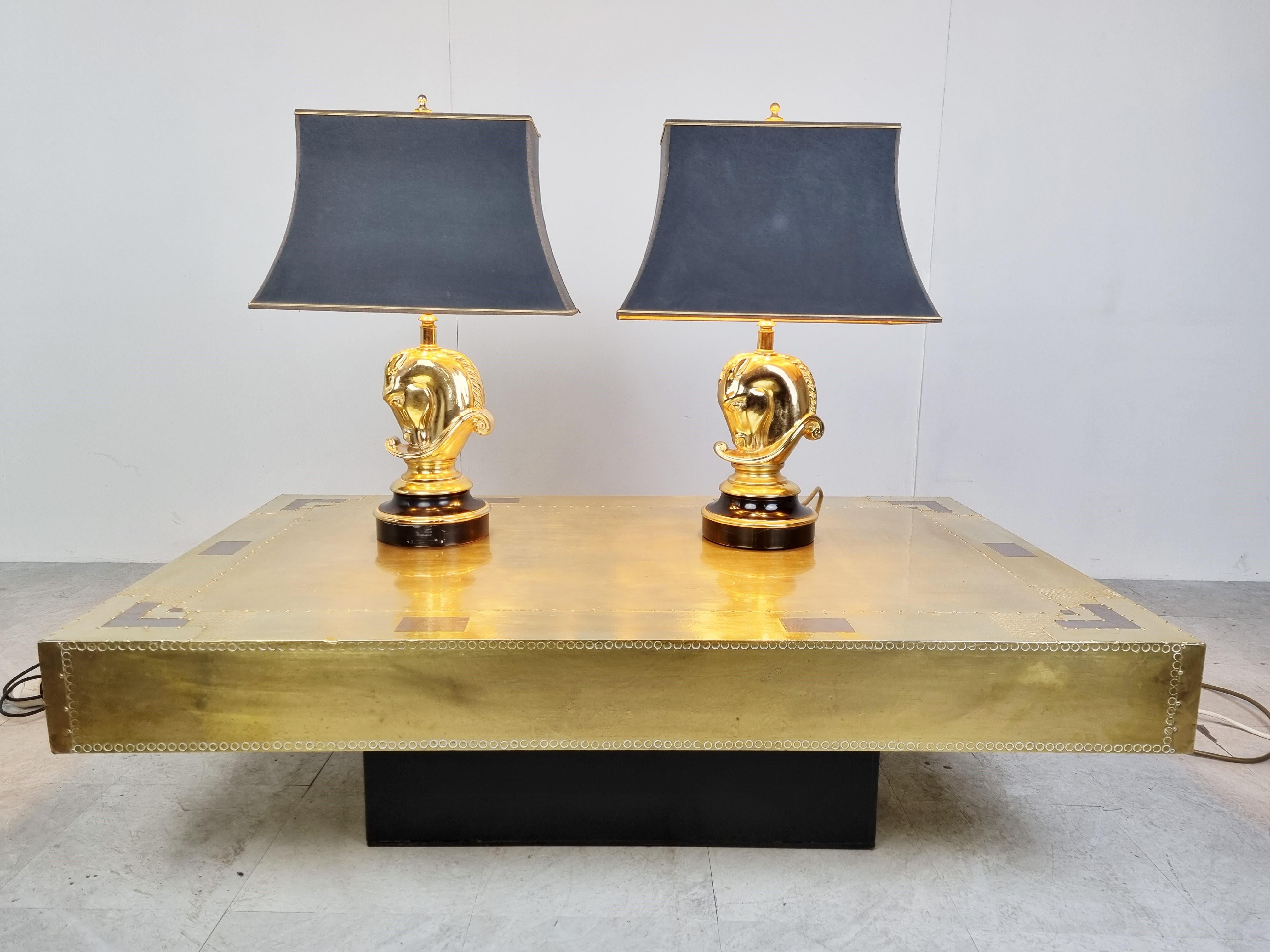 Hollywood Regency Paire de lampes de bureau à tête de cheval en laiton, Belgique, années 1970 en vente