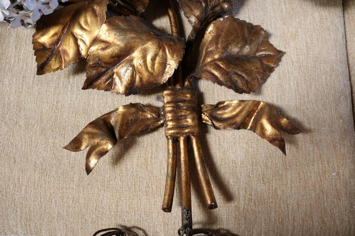 Pair of Brass Hydrangea Wall Sconces by Palladio In Excellent Condition In Pasadena, CA