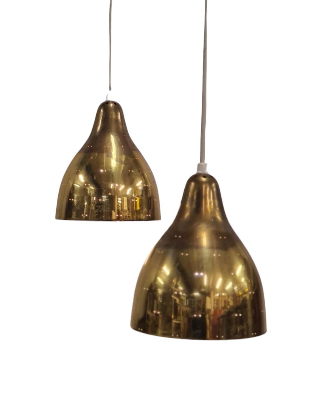 Finnish A Pair of Brass Itsu Ceiling Pendants Model ER 84 For Sale