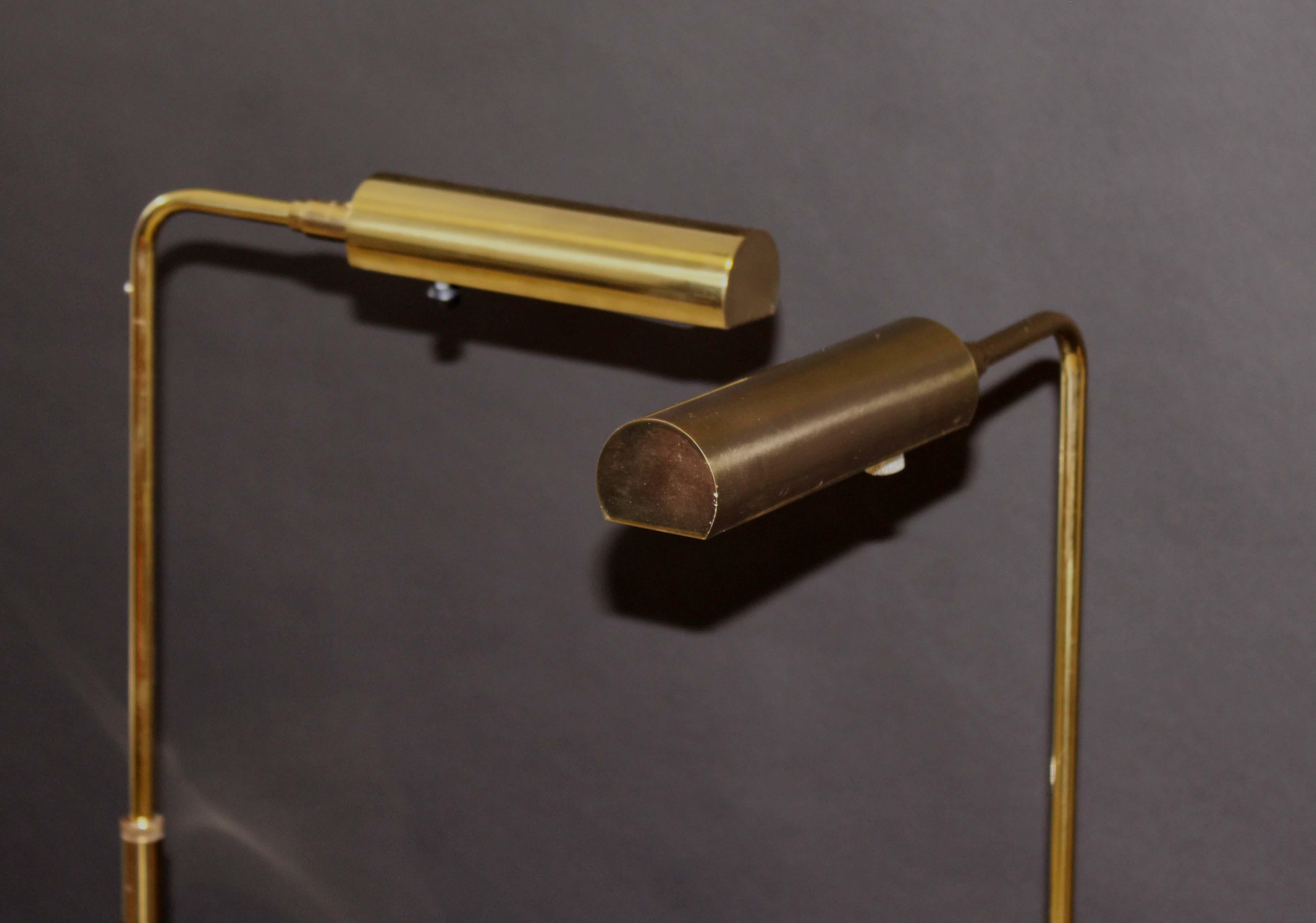 Pair of Brass Koch & Lowy Floor Lamps Mid-Century Modern In Good Condition In Keego Harbor, MI