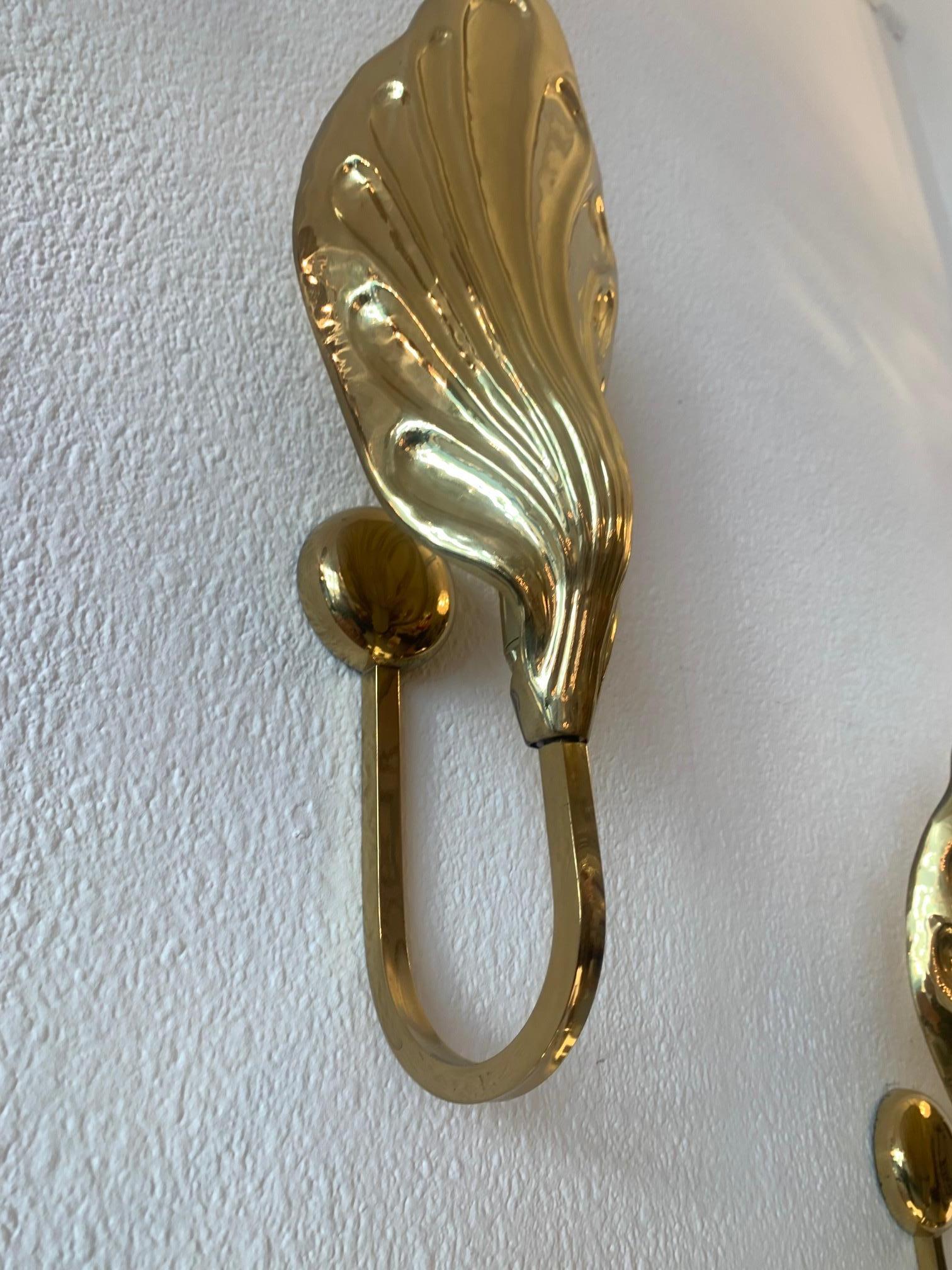 Pair of Brass Leaf Wall Lamp by Carlo Giorgi for Bottega Gadda, Italy ca. 1970s In Excellent Condition In Geneva, CH