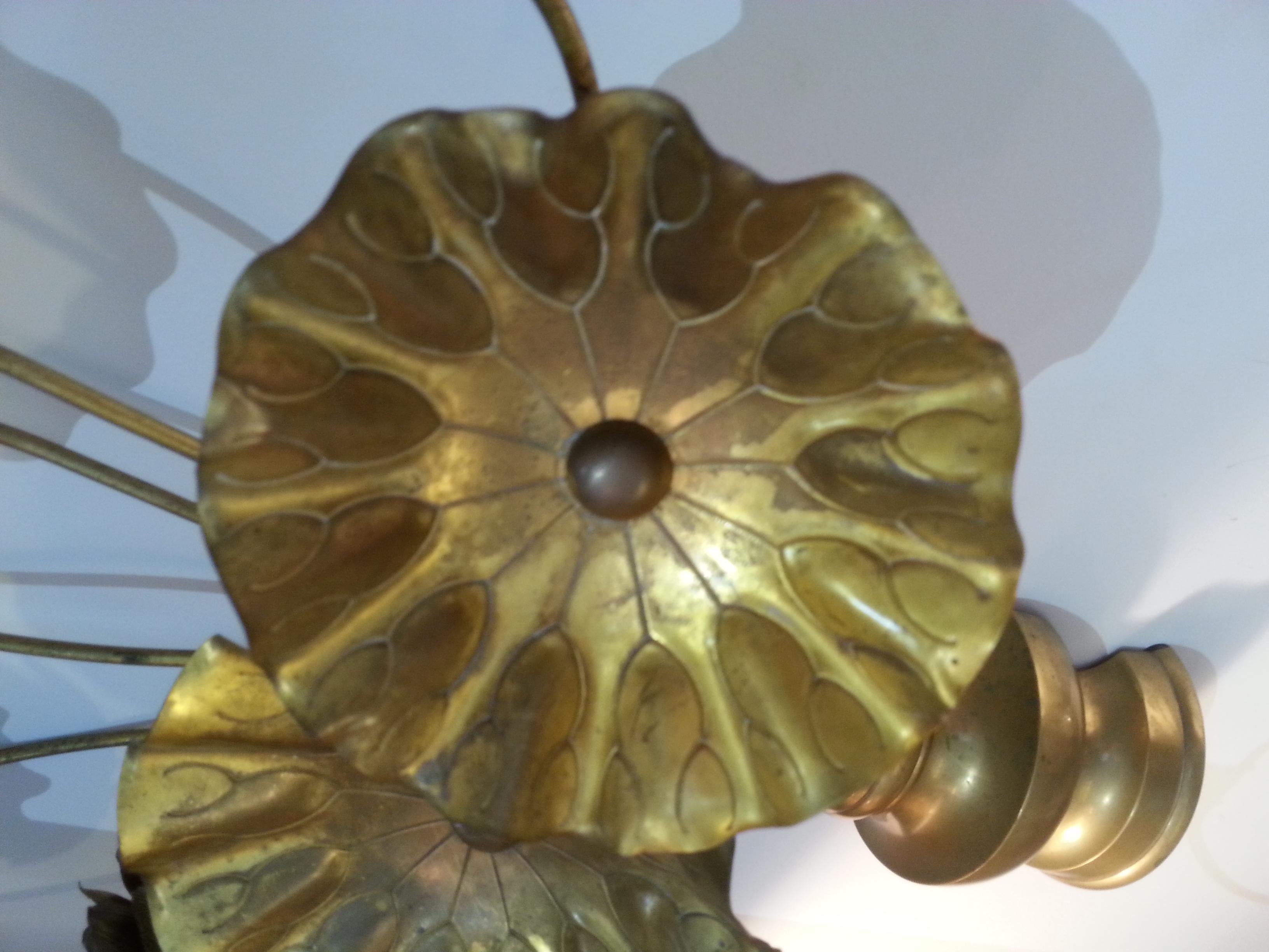 Pair of Brass Lotus Flower Wall Sconces In Good Condition In West Palm Beach, FL