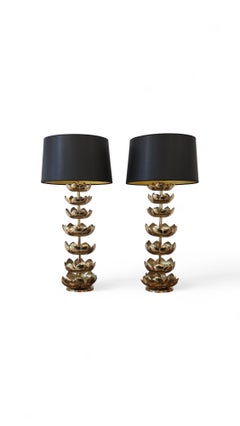 Ein Paar Lotus-Lampen aus Messing von Feldman Lighting