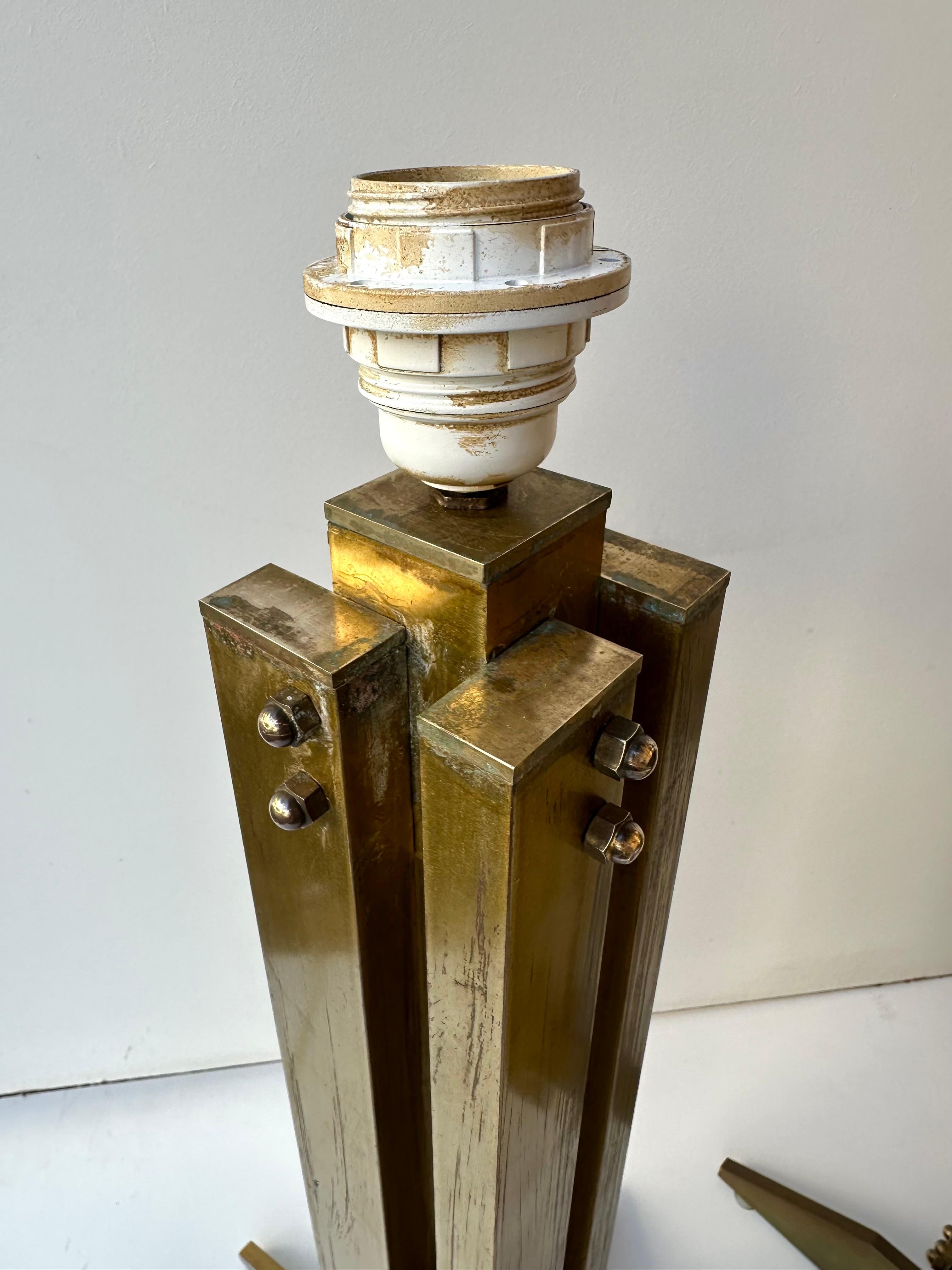 Mid-Century Modern Pair of Brass Modernist Lamps. Italy, 1970s For Sale