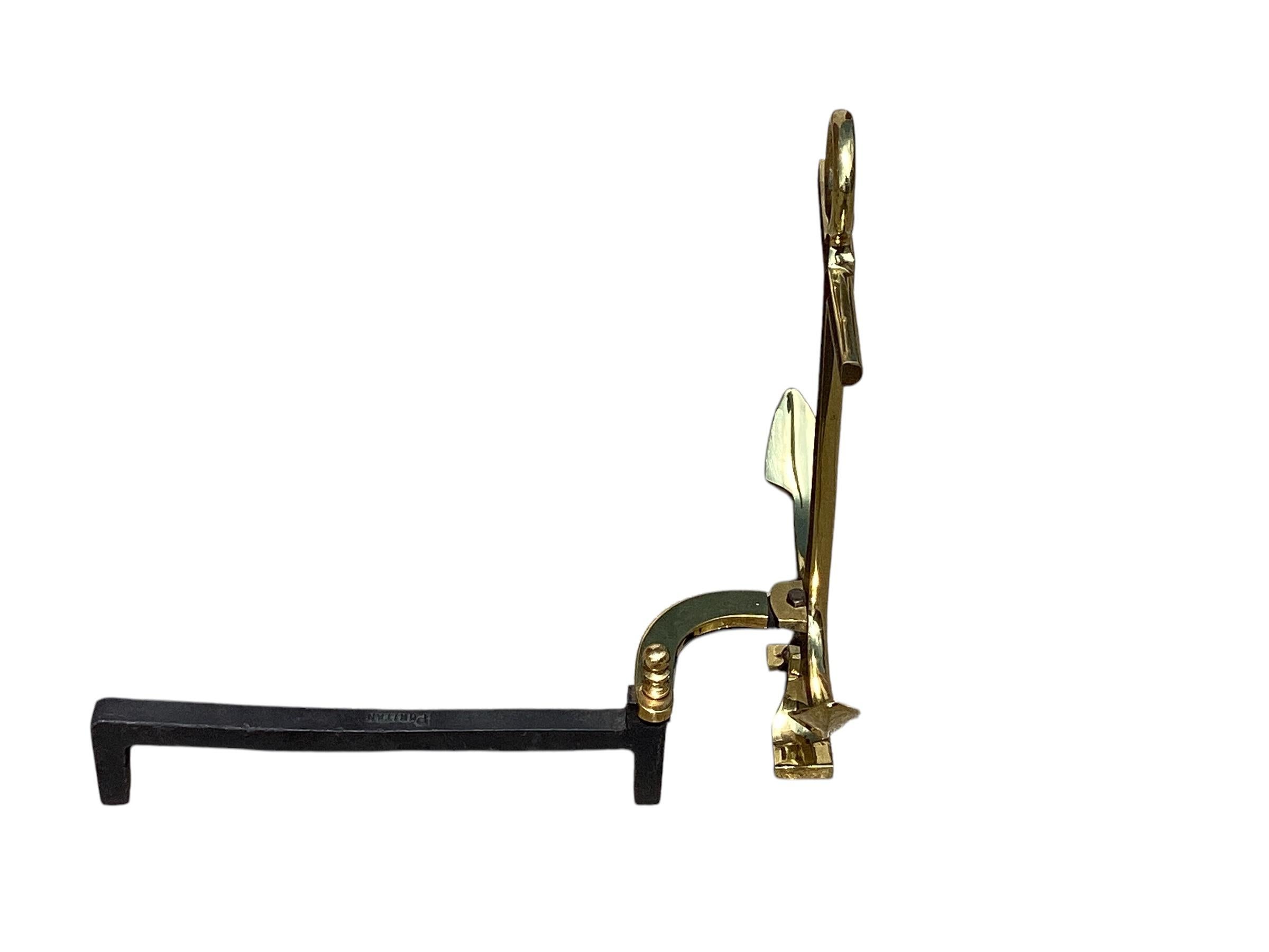Paar nautische Andirons aus Messing (amerikanisch) im Angebot