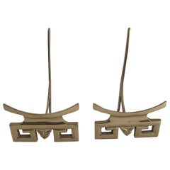 Pareja de Soportes para Platos Decorativos Pagoda de Latón