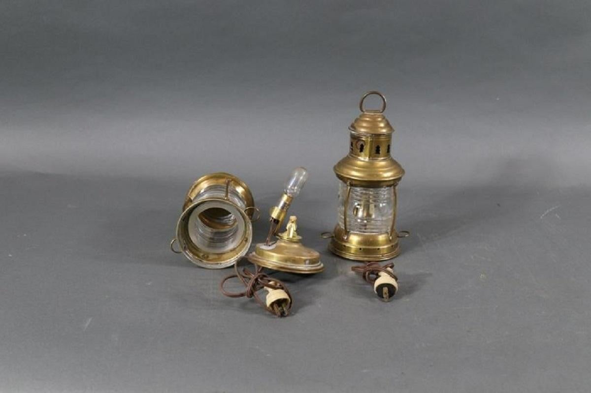 Pair of Brass Perko Ships Anchor Lanterns In Good Condition In Norwell, MA