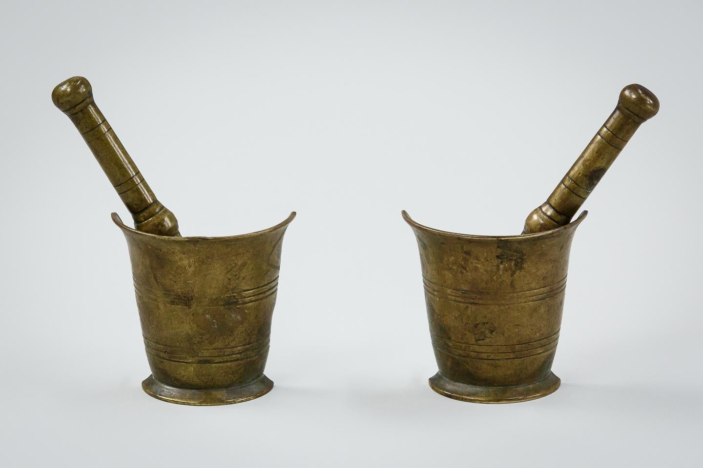 Pair of Brass Pharmacy Door Handles in Form of a Pestle & Mortar For Sale 1