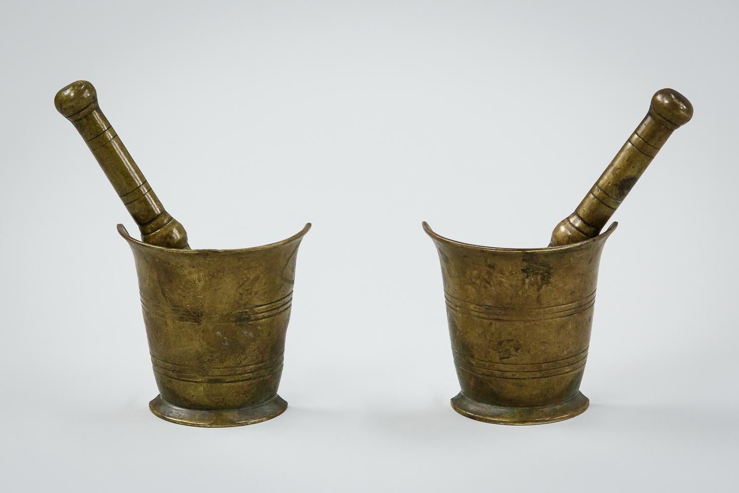 Pair of Brass Pharmacy Door Handles in Form of a Pestle & Mortar For Sale 1