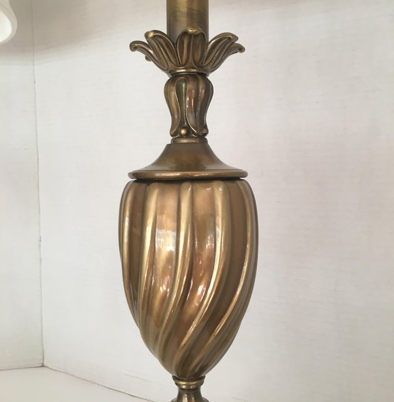 Pair of Brass Rembrandt Table Lamps In Good Condition For Sale In Chicago, IL