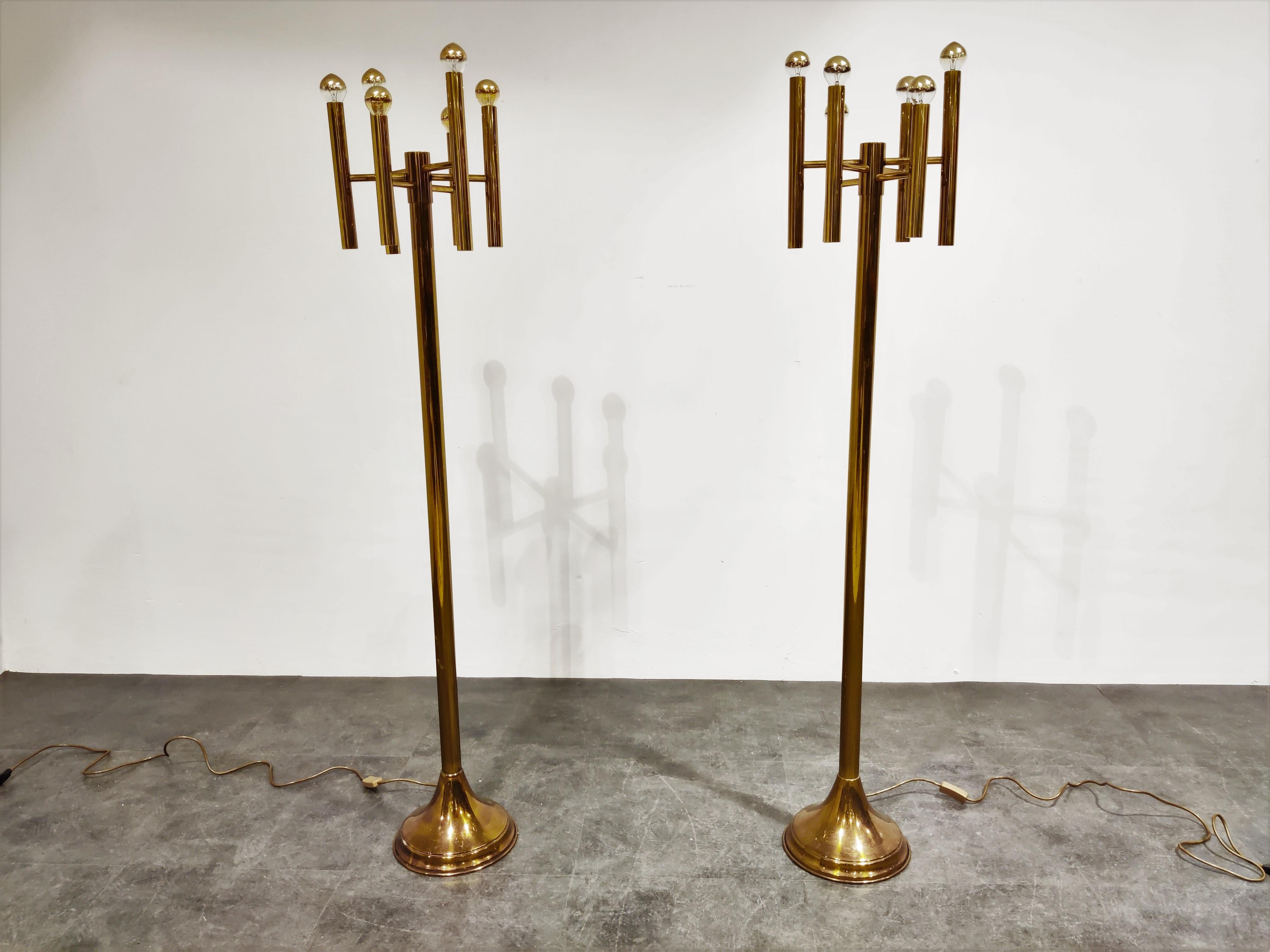 Hollywood Regency Pair of Brass Sciolari Floor Lamps, 1970s