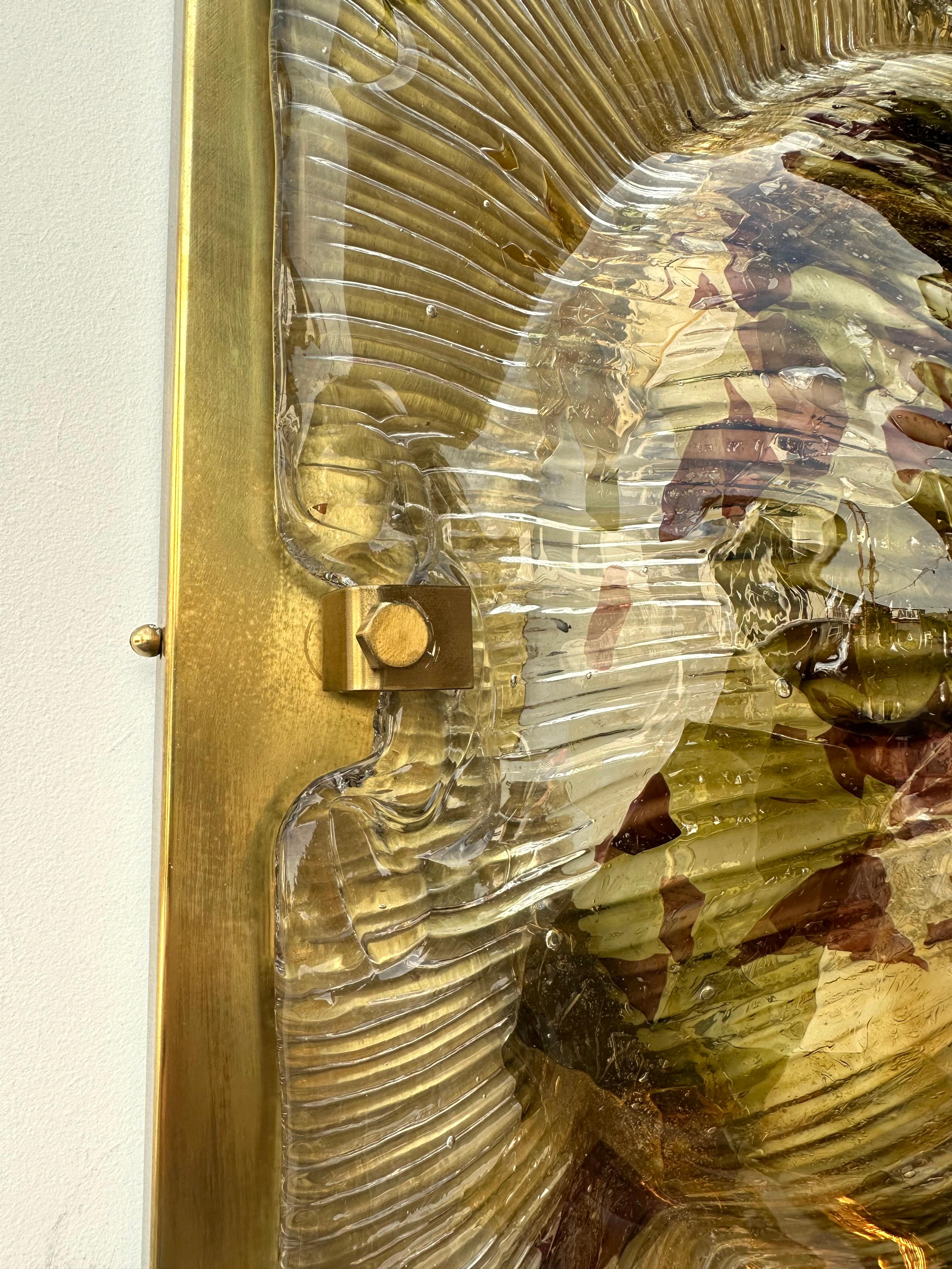 Fin du 20e siècle Paire d'appliques en laiton Cola Crater en verre de Murano Italie, 1970 en vente