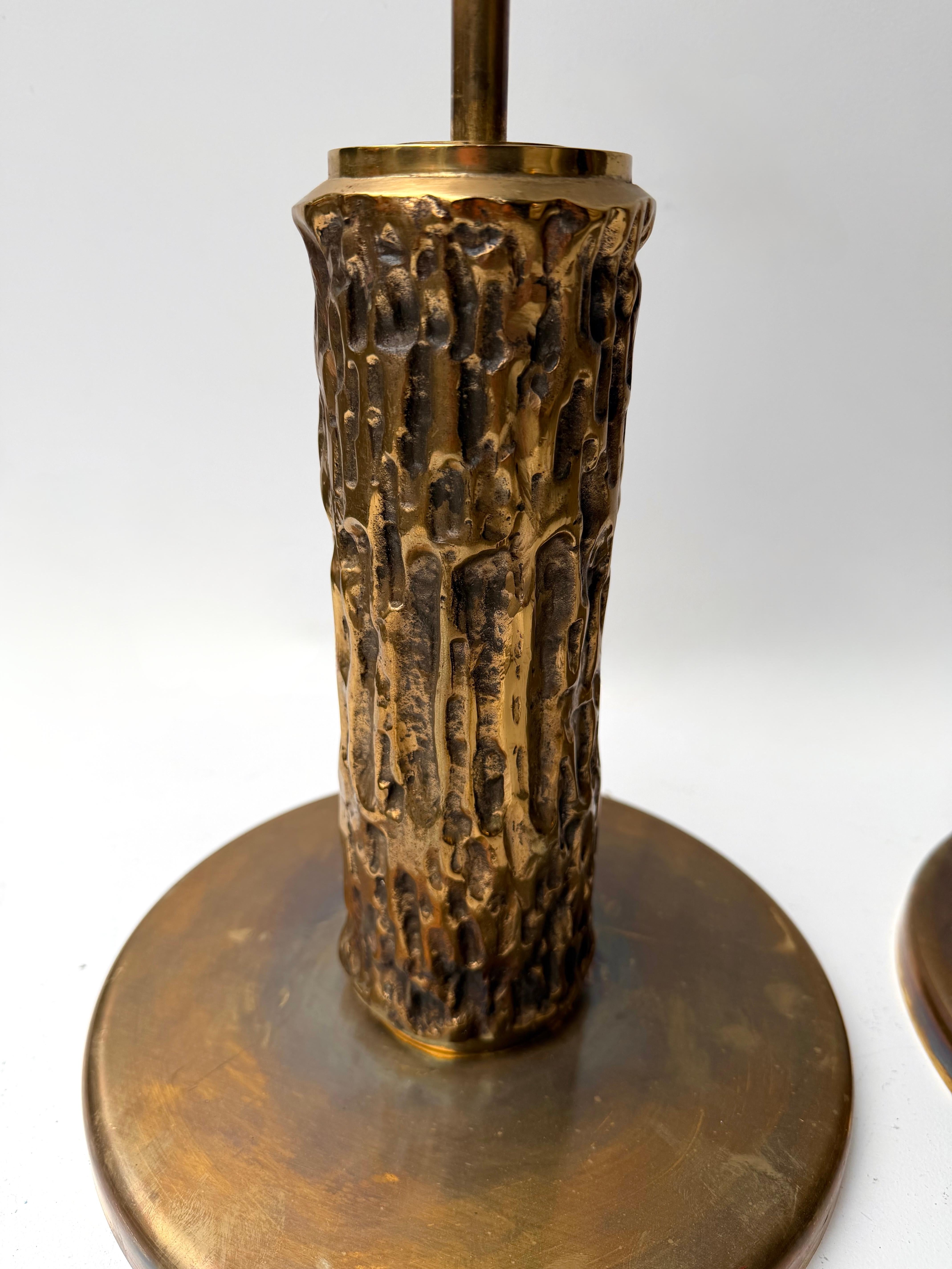 Paar Messing-Skulptur-Lampen von Angelo Brotto für Esperia Italien, 1980er Jahre im Angebot 2